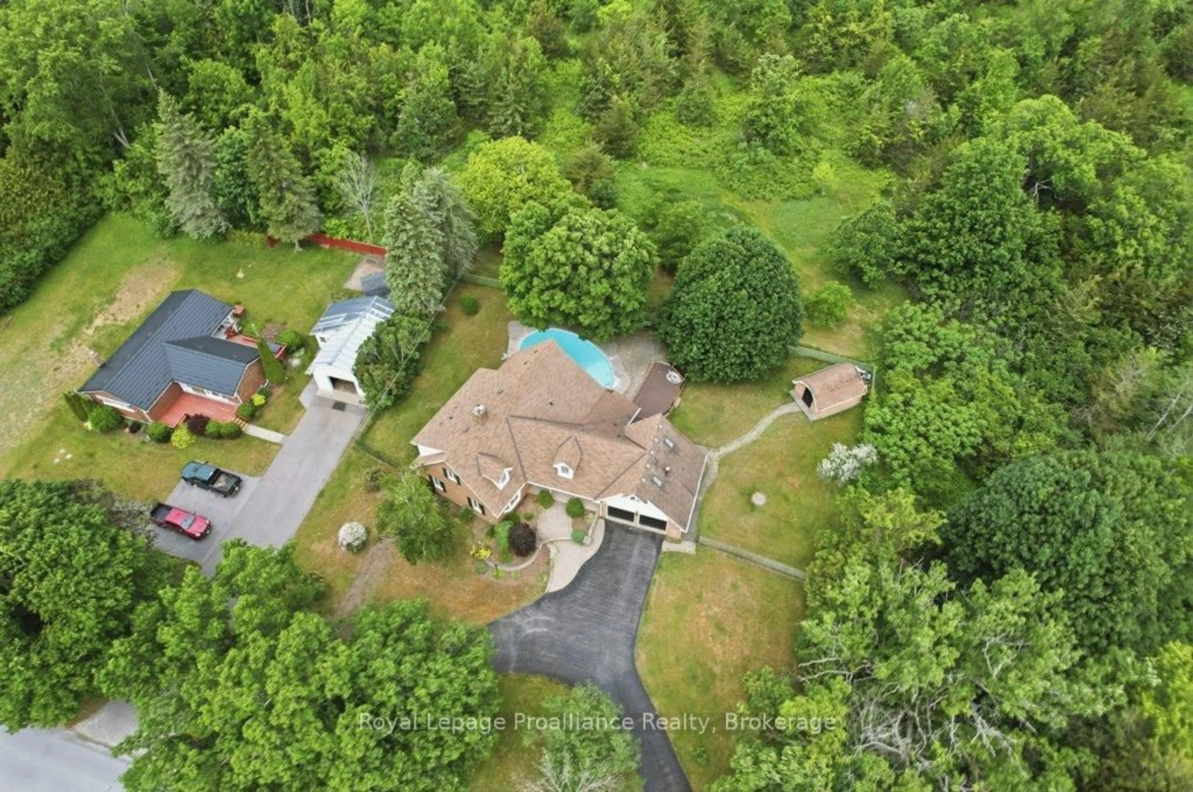 A pic from outside/outdoor area/front of a property/back of a property/a pic from drone, unknown for 218 Lock Rd, Quinte West Ontario K8V 5P6