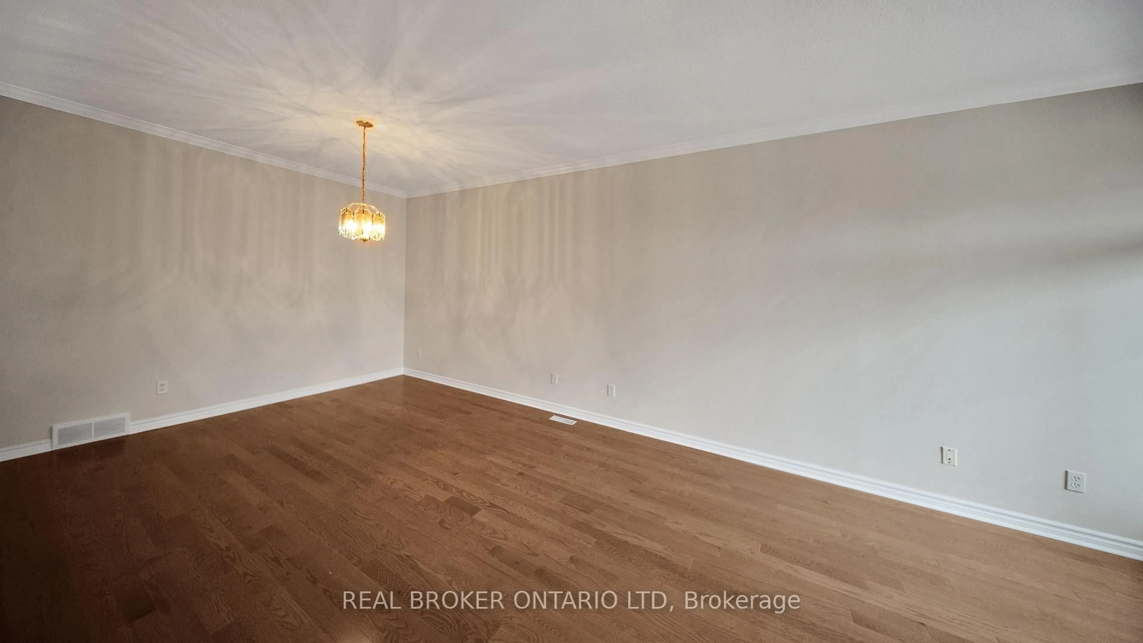 A pic of a room for 7 Cadeau Terr #17, London South Ontario N6K 4S8