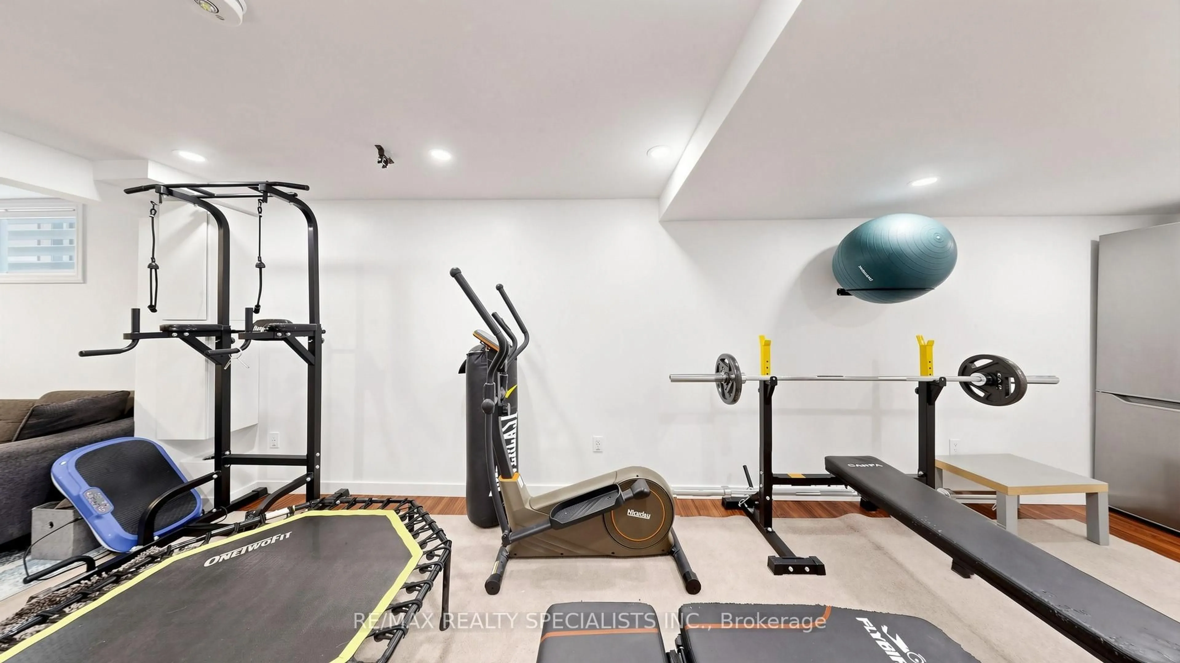 Gym or fitness room for 118 CENTRAL Ave, Grimsby Ontario L3M 4Y3