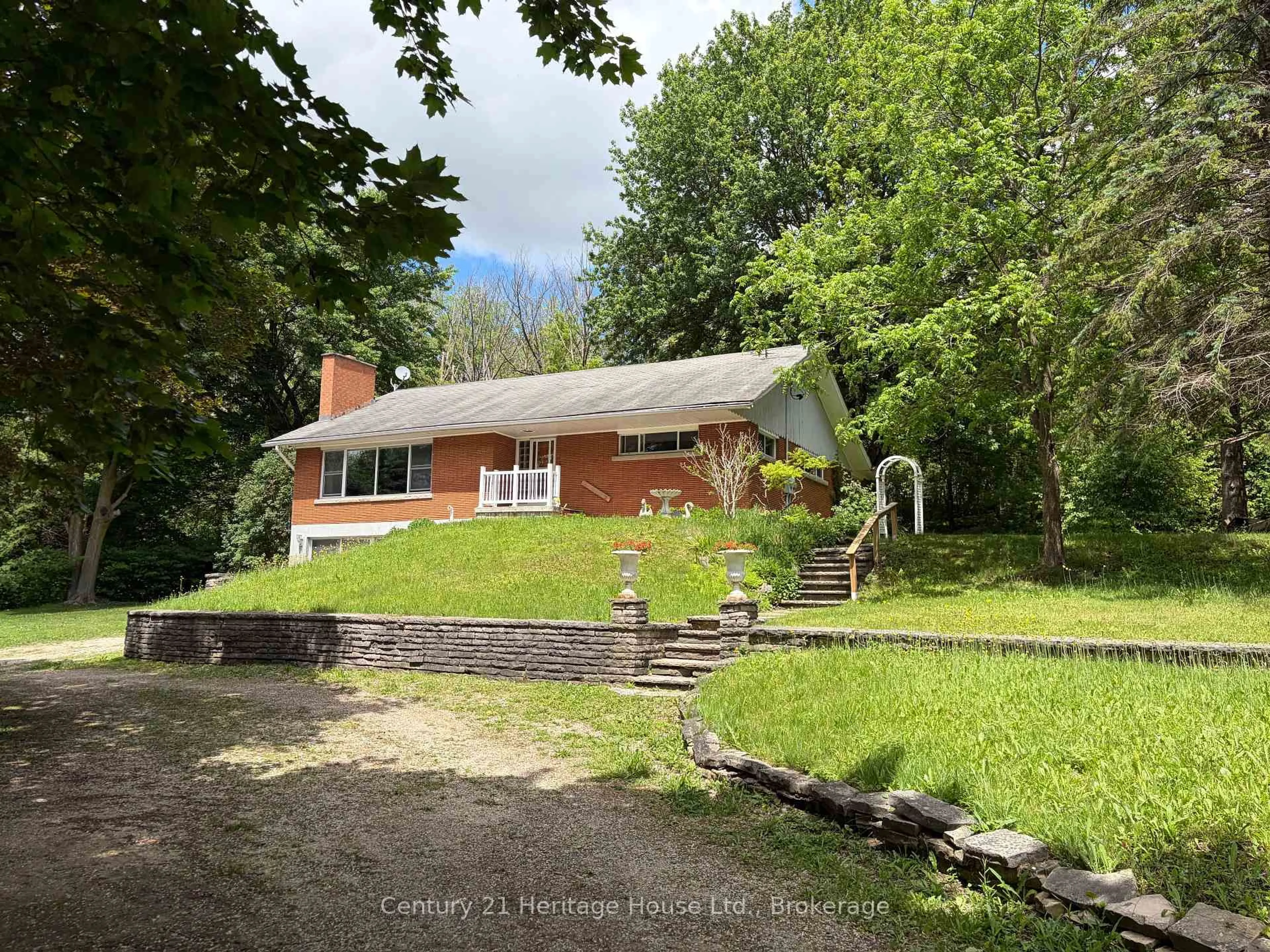 A pic from outside/outdoor area/front of a property/back of a property/a pic from drone, unknown for 252 Durham Rd, West Grey Ontario N0G 1R0