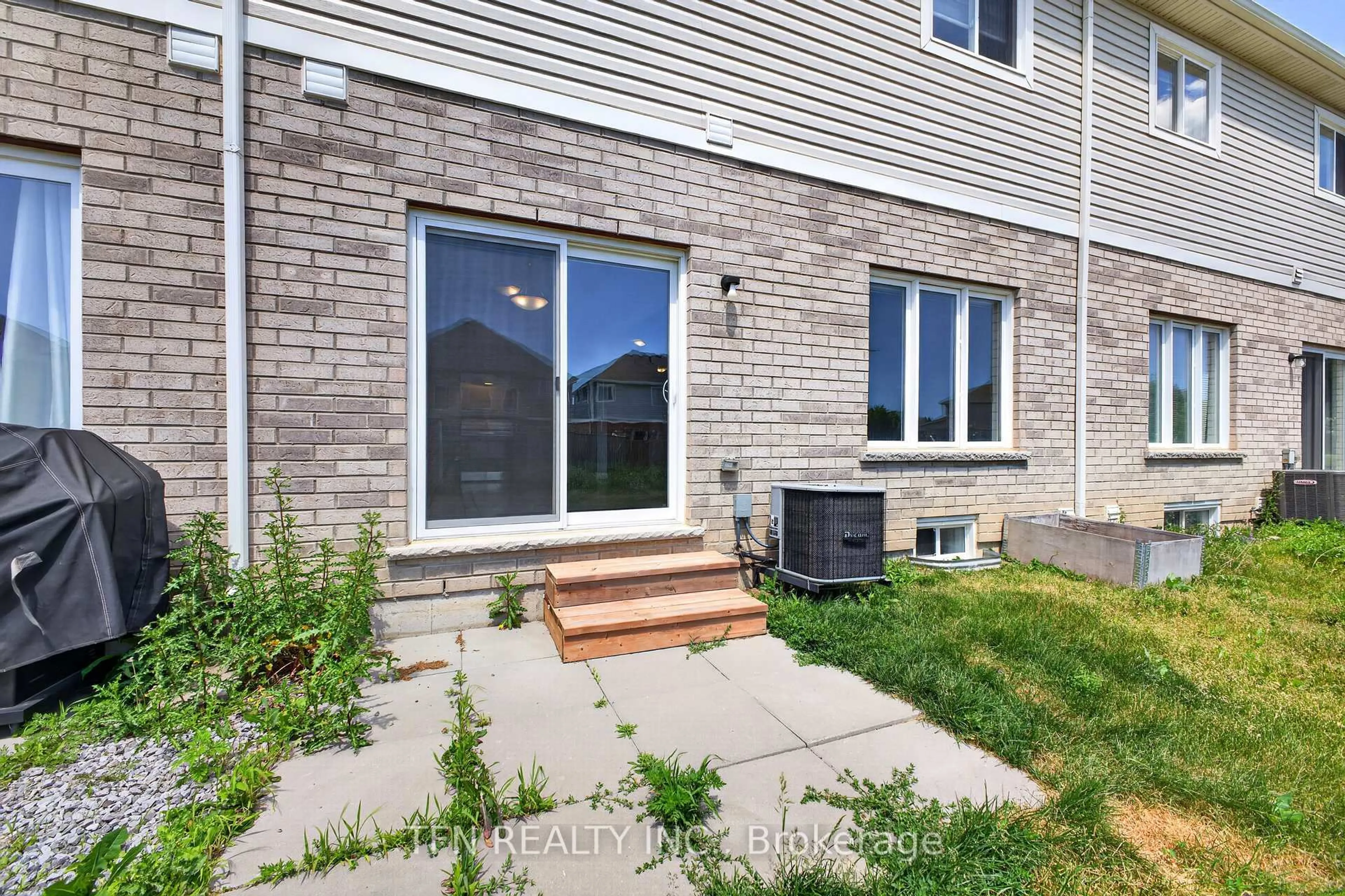 Unknown for 245 Bur Oak Dr, Thorold Ontario L2V 0L7