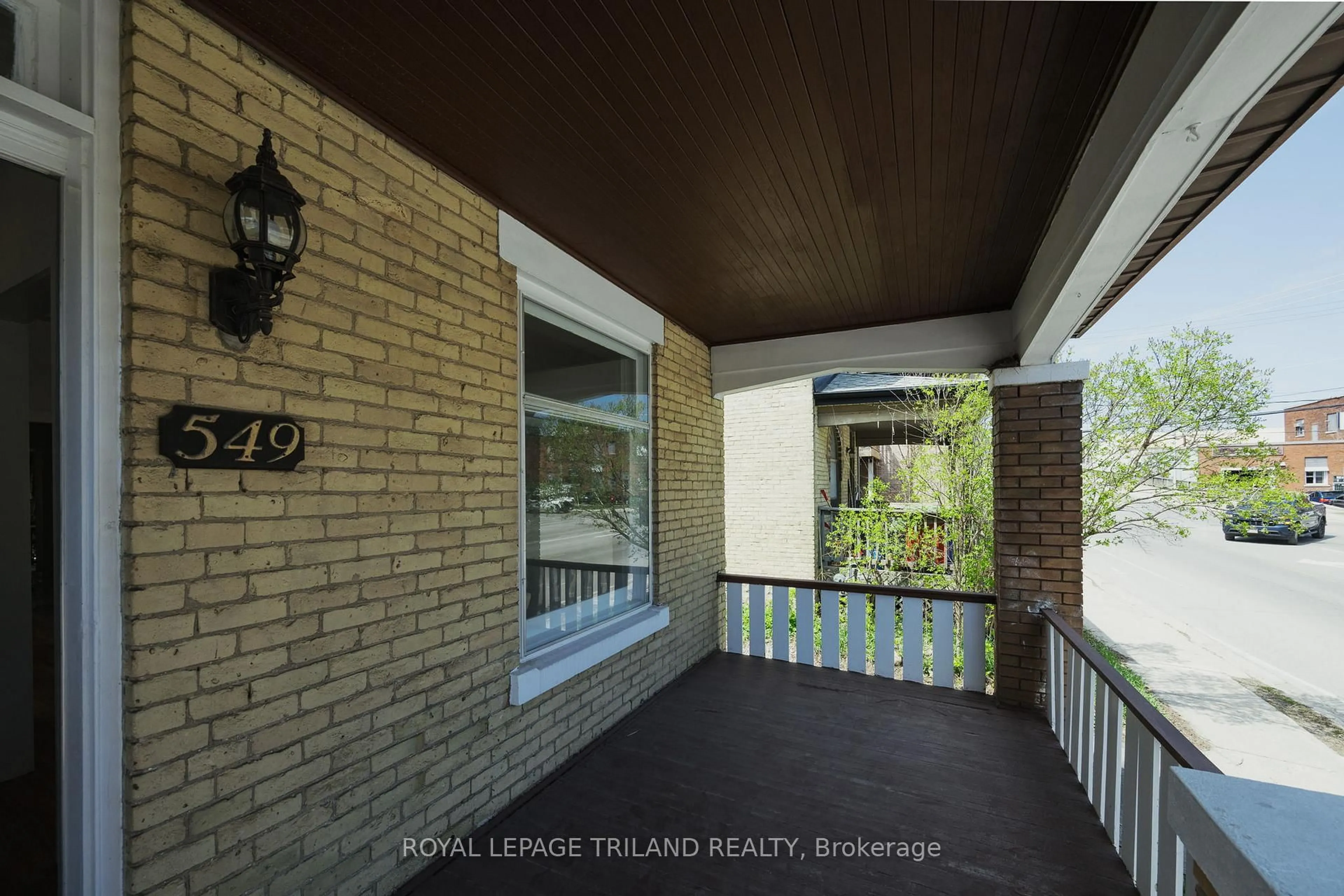 Unknown for 549 Quebec St, London East Ontario N5W 3Y9