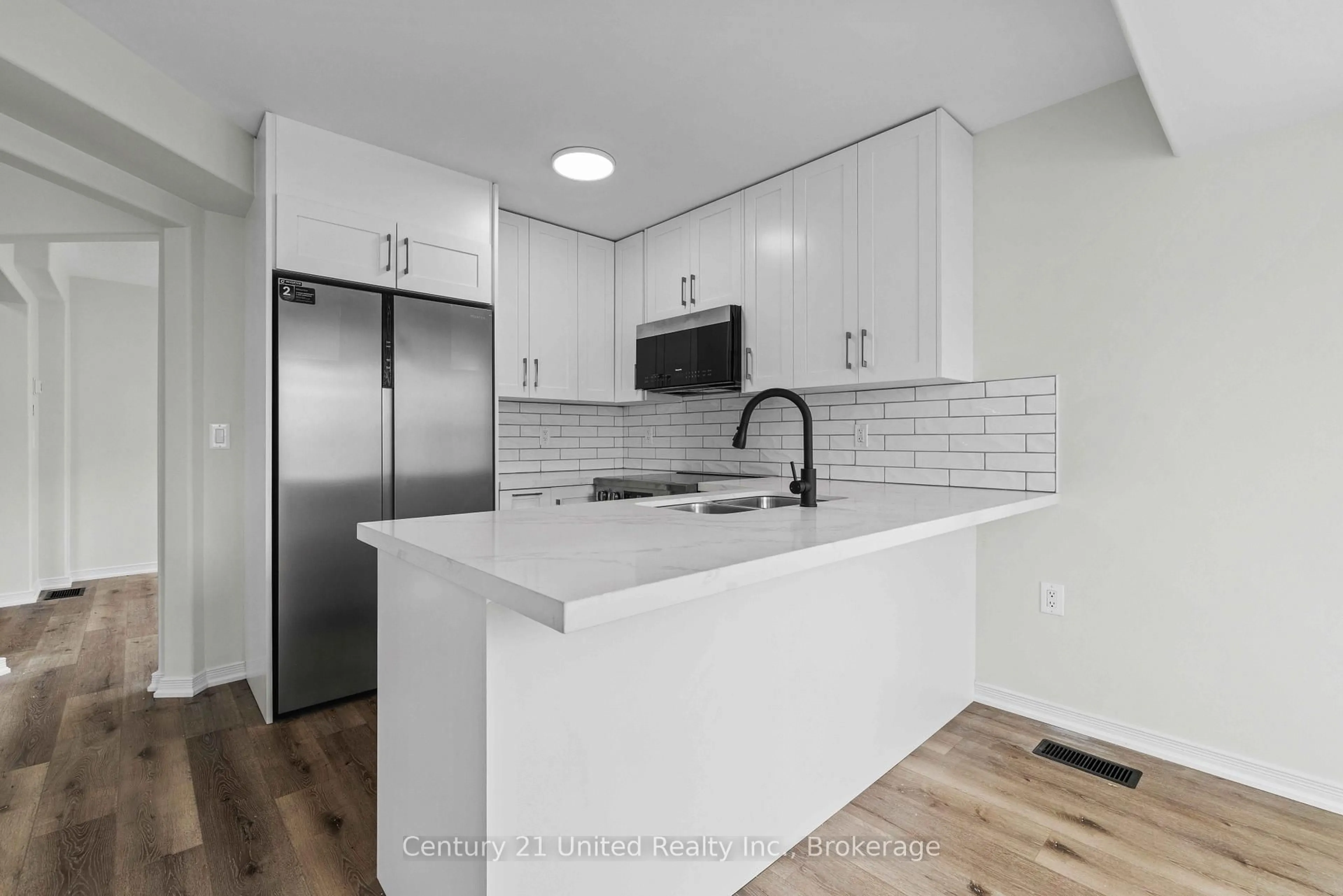 Standard kitchen, unknown for 525 Clancy Cres, Peterborough Ontario K9K 2S1