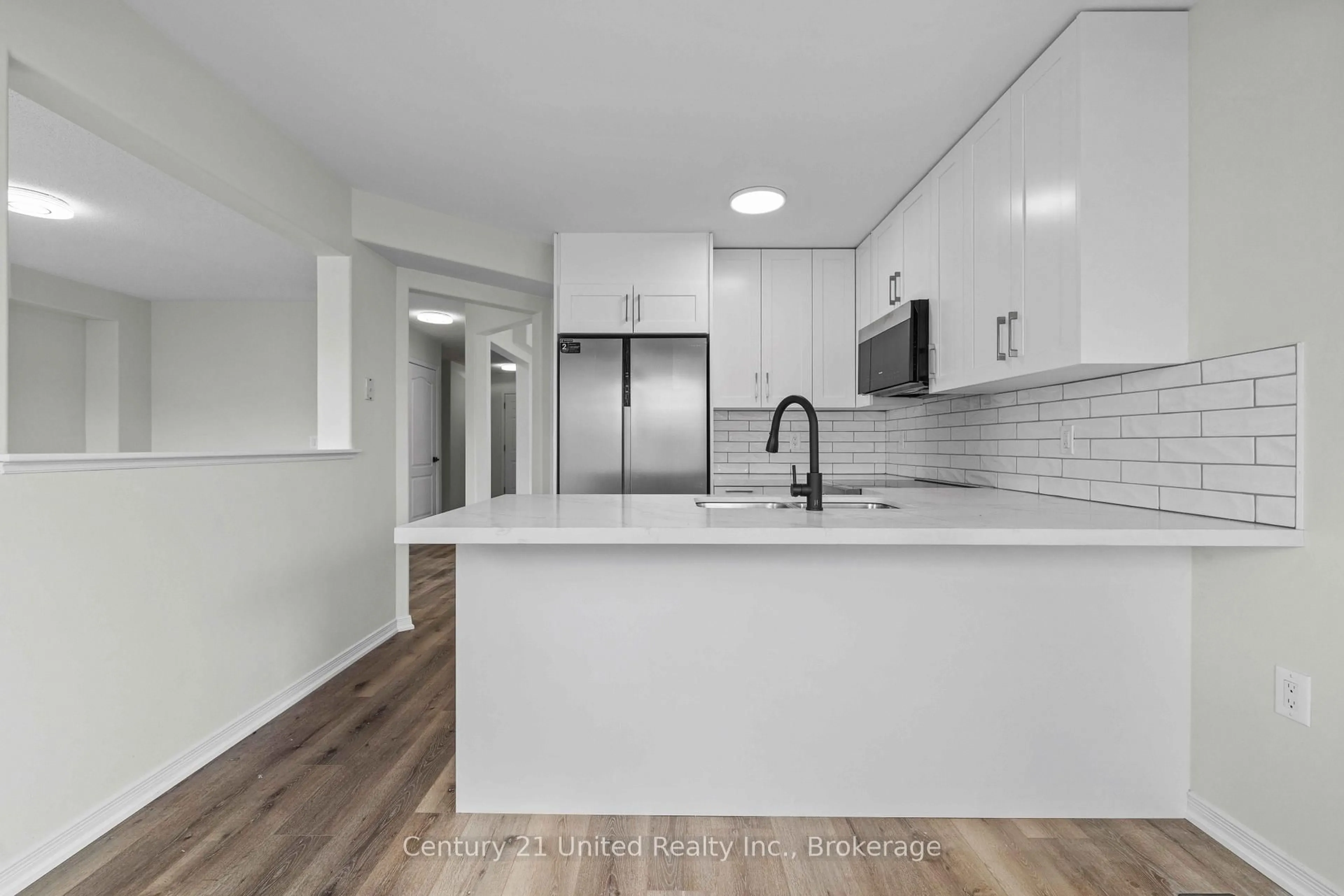 Standard kitchen, unknown for 525 Clancy Cres, Peterborough Ontario K9K 2S1