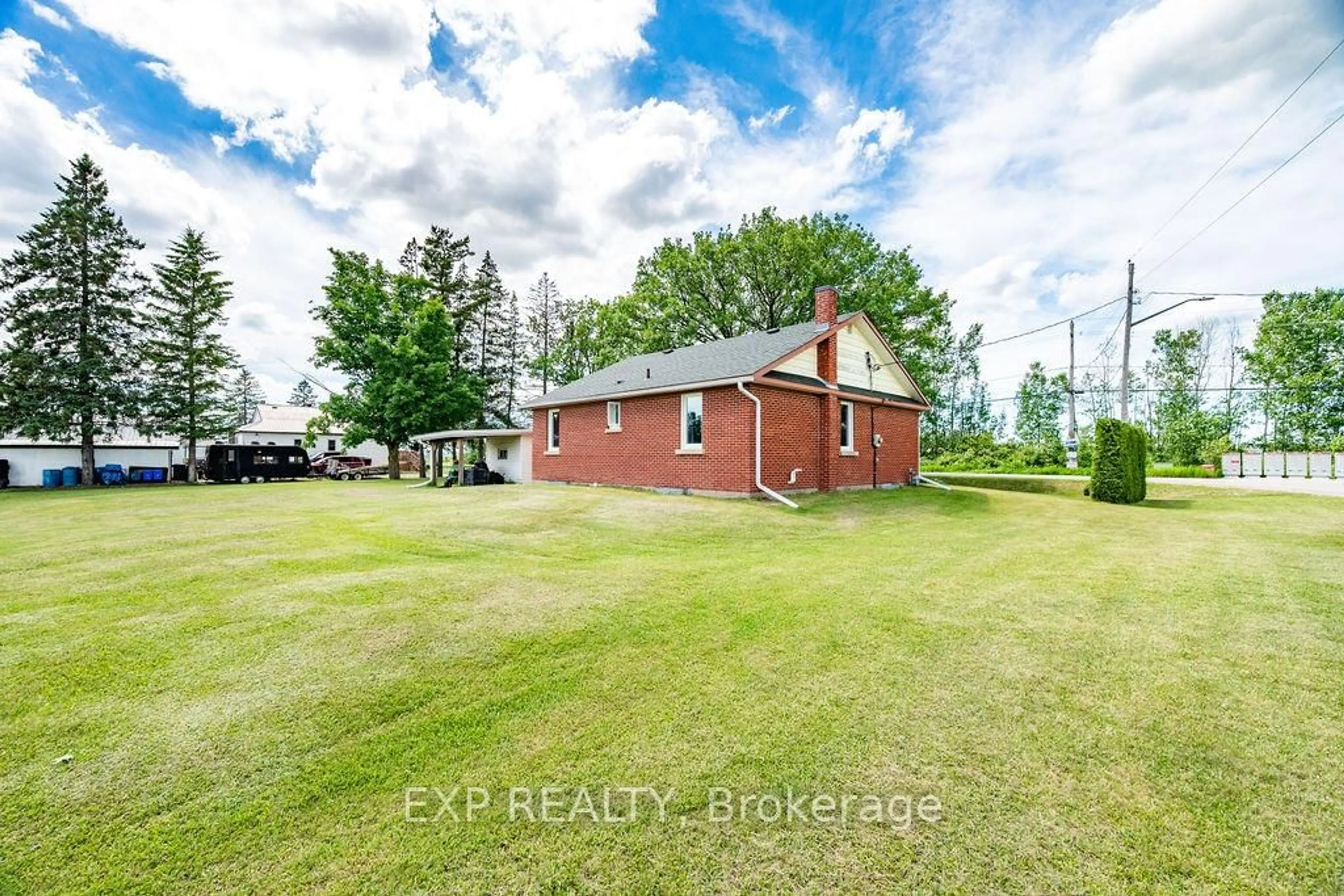 A pic from outside/outdoor area/front of a property/back of a property/a pic from drone, unknown for 107 Cotieville Rd, Renfrew Ontario K7V 3Z6