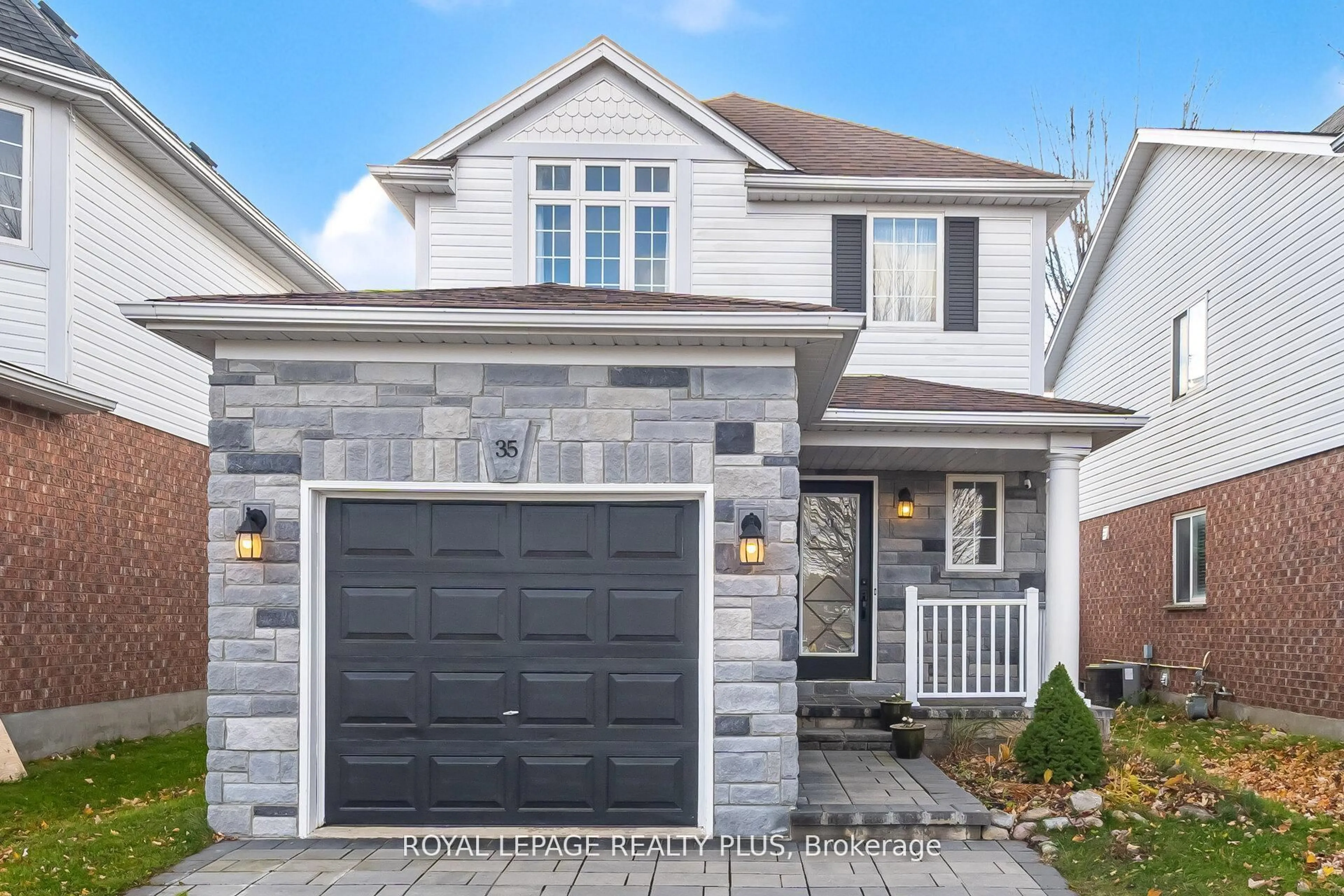 Home with brick exterior material, street for 35 Jerry Dr, Cambridge Ontario N3C 4G4