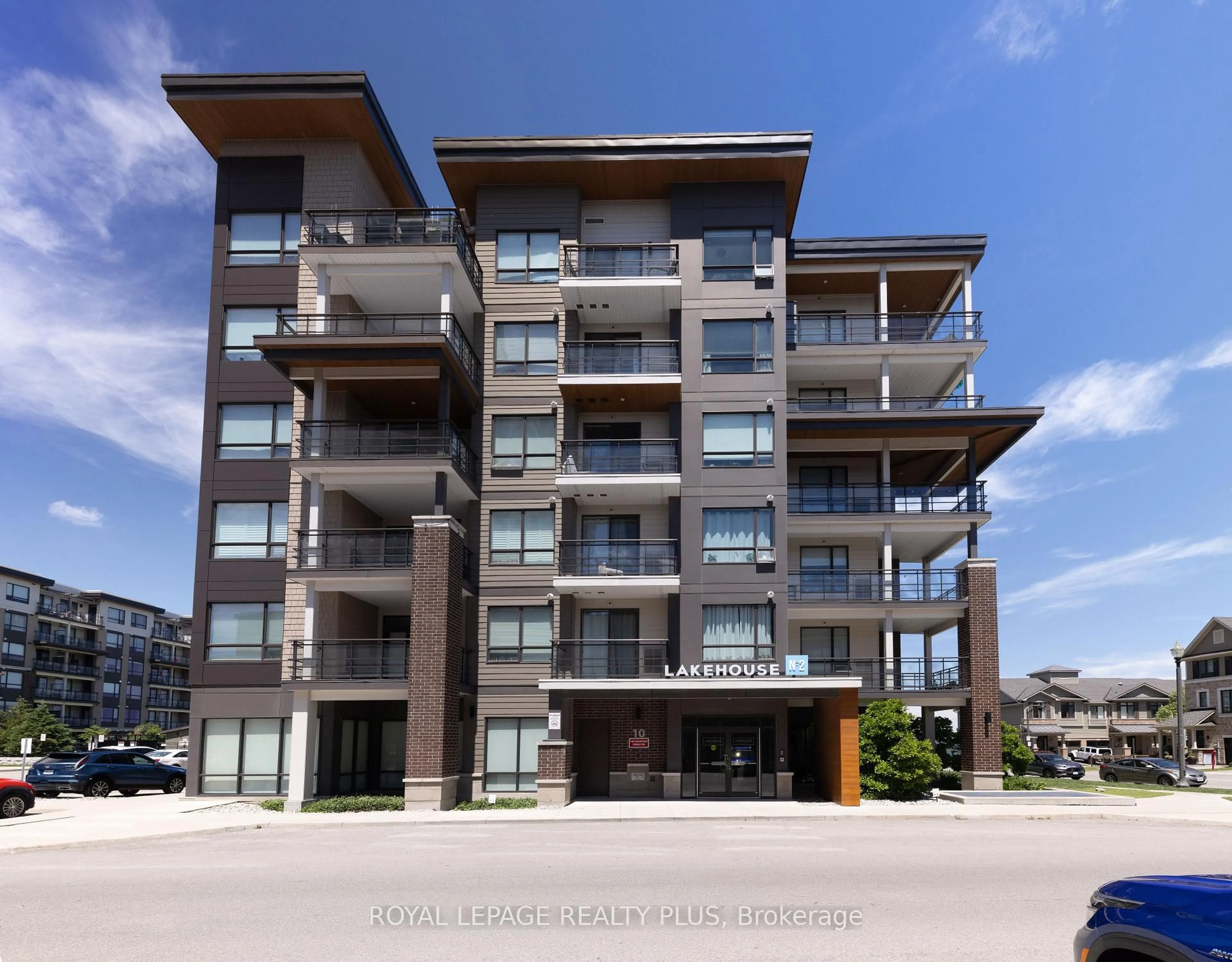 Unknown for 10 Esplanade Lane #207, Grimsby Ontario L3M 0H1