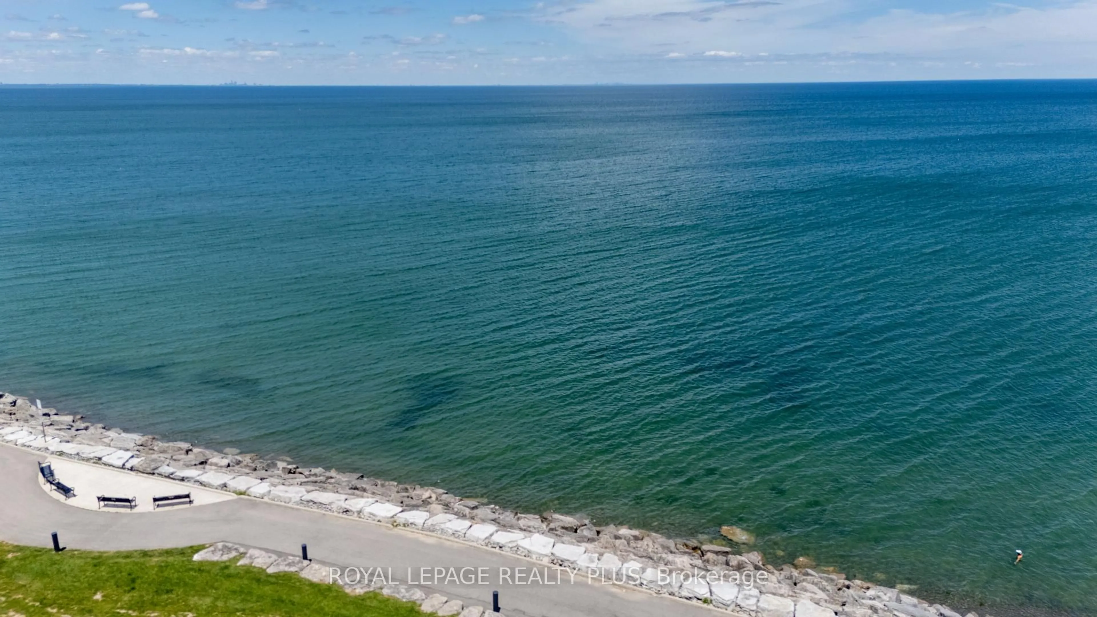 A pic from outside/outdoor area/front of a property/back of a property/a pic from drone, water/lake/river/ocean view for 10 Esplanade Lane #207, Grimsby Ontario L3M 0H1