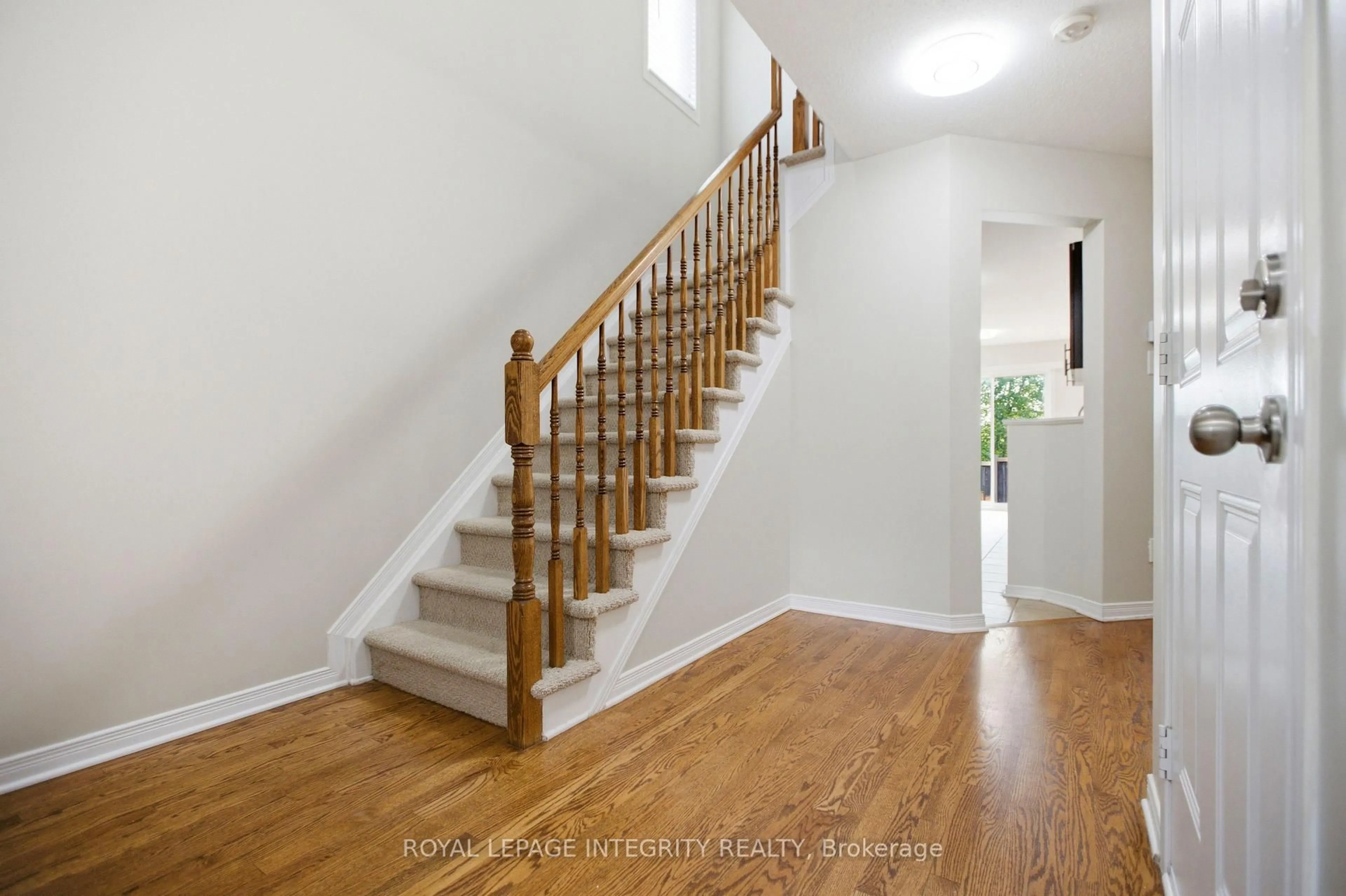Unknown for 354 Rolling Meadow Cres, Ottawa Ontario K1W 0A7