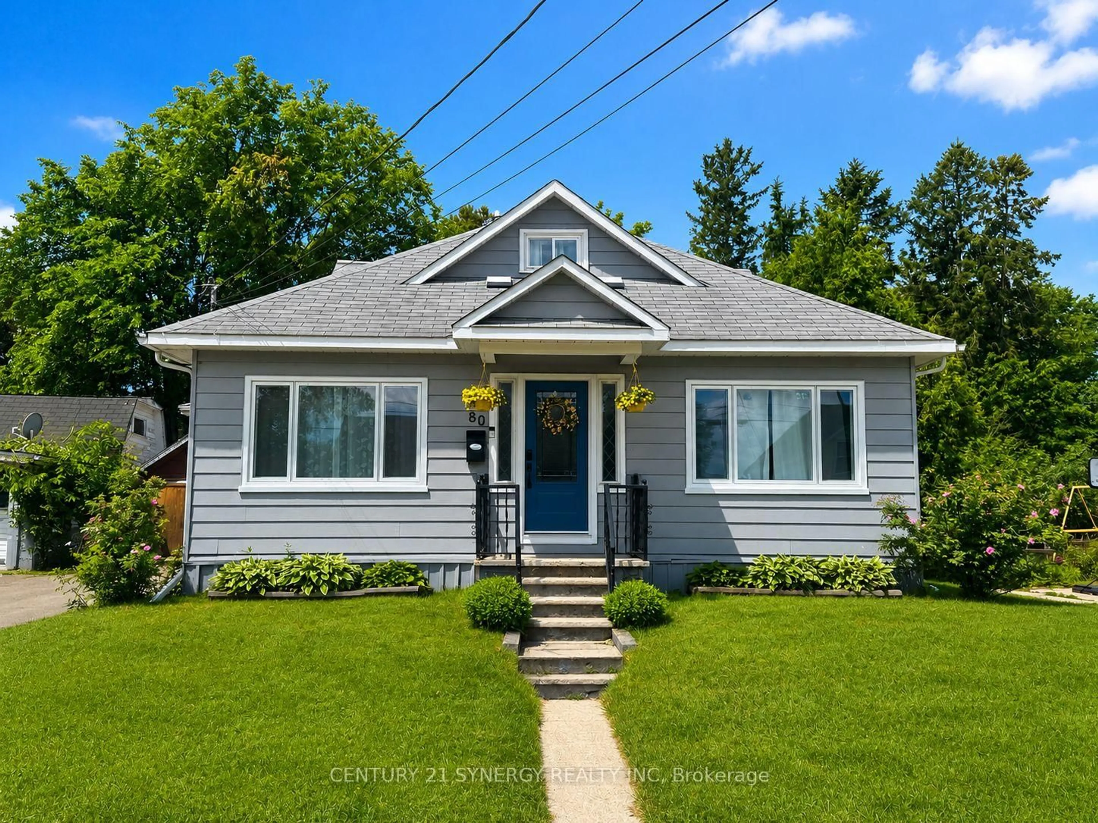 Home with vinyl exterior material, street for 80 Abel St, Smiths Falls Ontario K7A 4M5