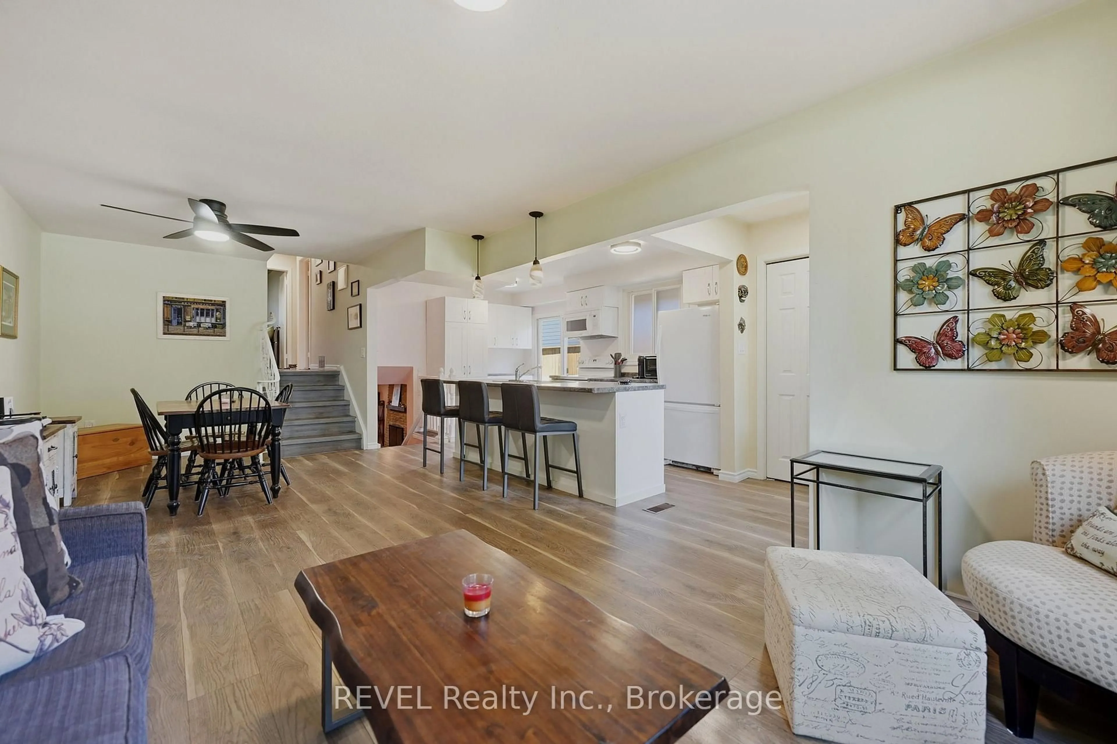 Open concept kitchen, unknown for 3727 ORLANDO Dr, Niagara Falls Ontario L2J 4B5
