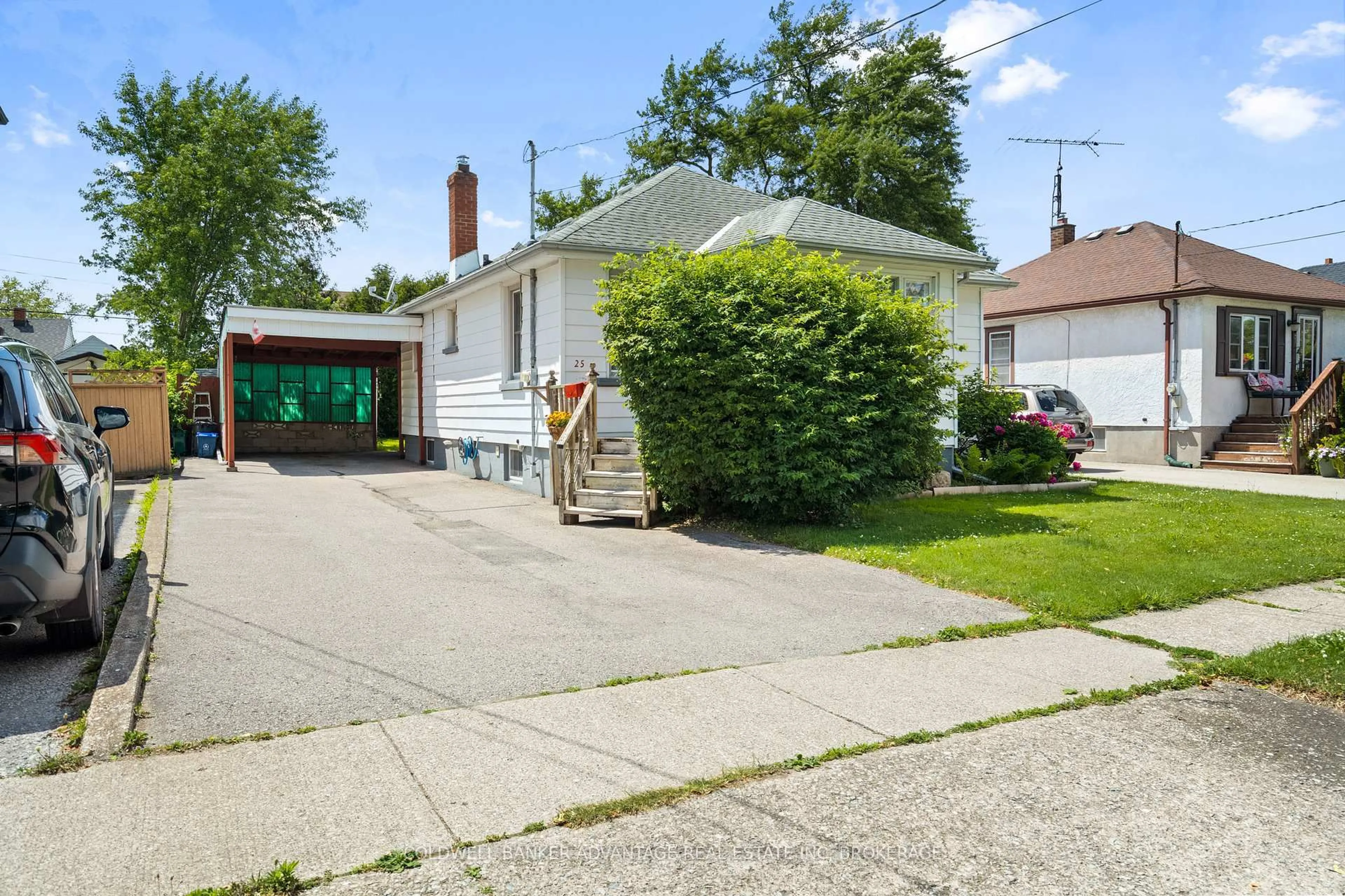Unknown for 25 Lyons Ave, Welland Ontario L3B 1L8