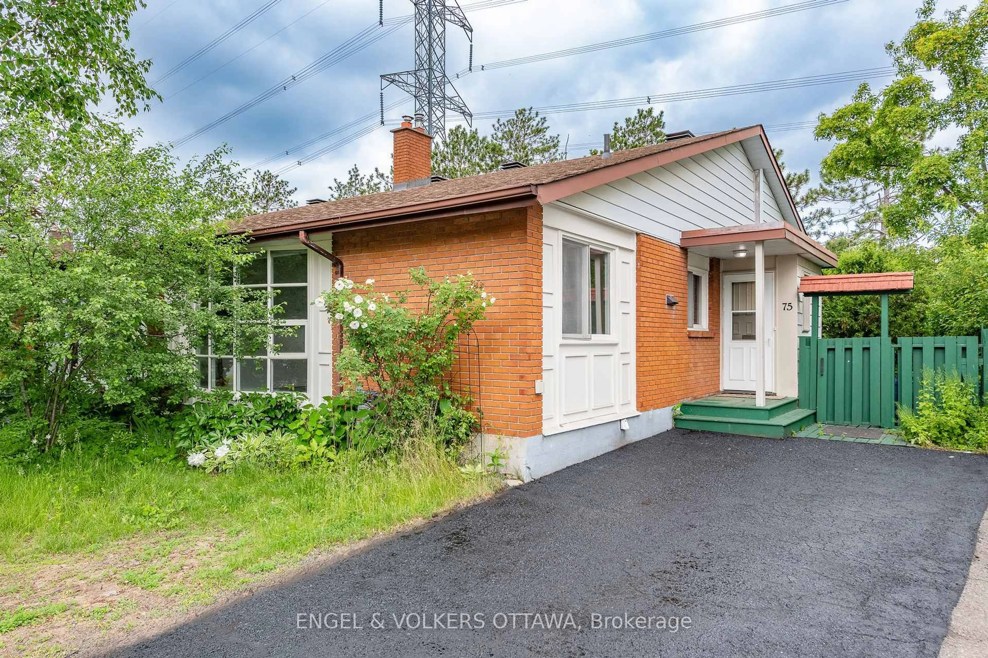 Home with brick exterior material, street for 75 Woodfield Dr, Ottawa Ontario K2G 0A1
