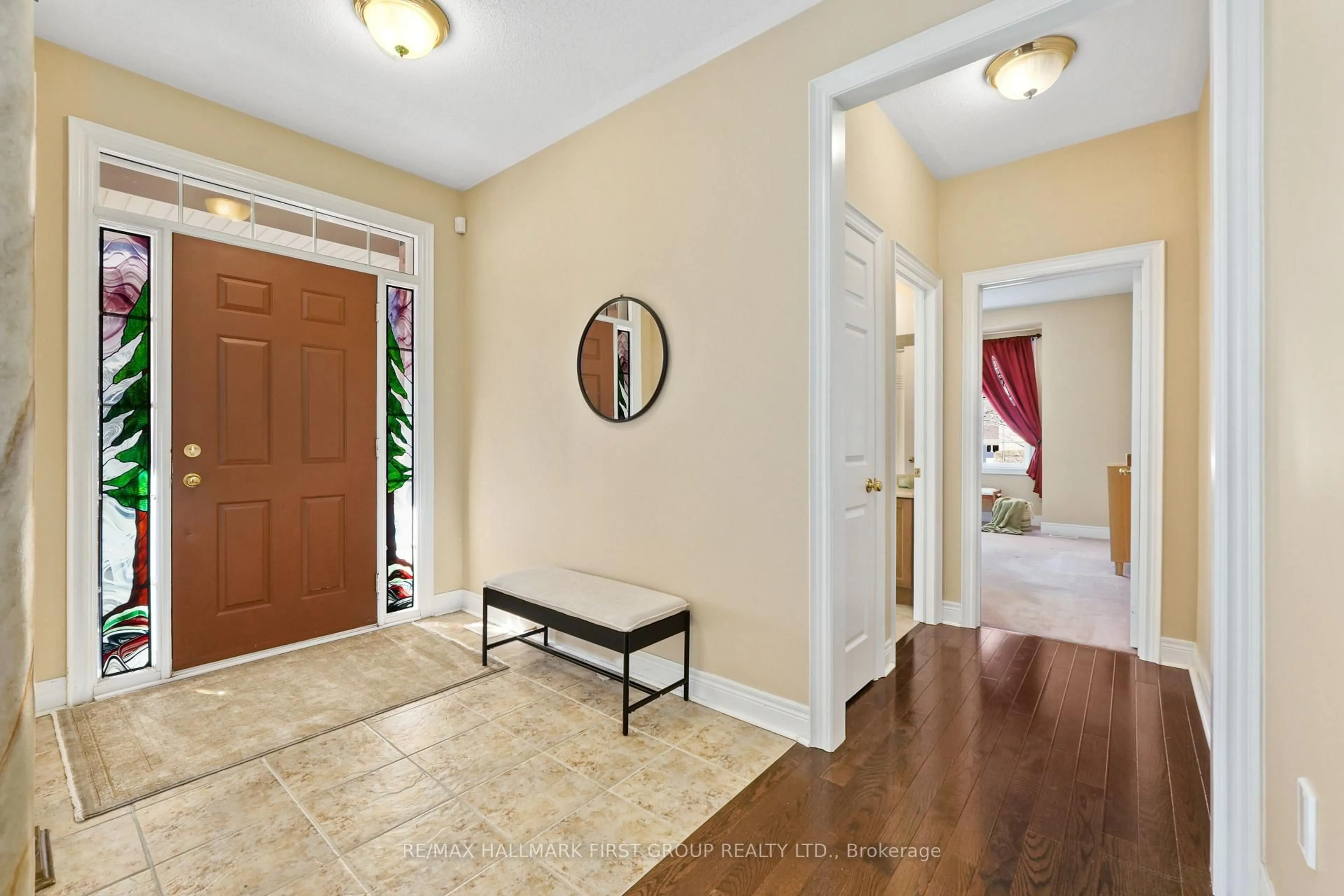 Indoor entryway for 3 Potts Lane, Port Hope Ontario L1A 0A4