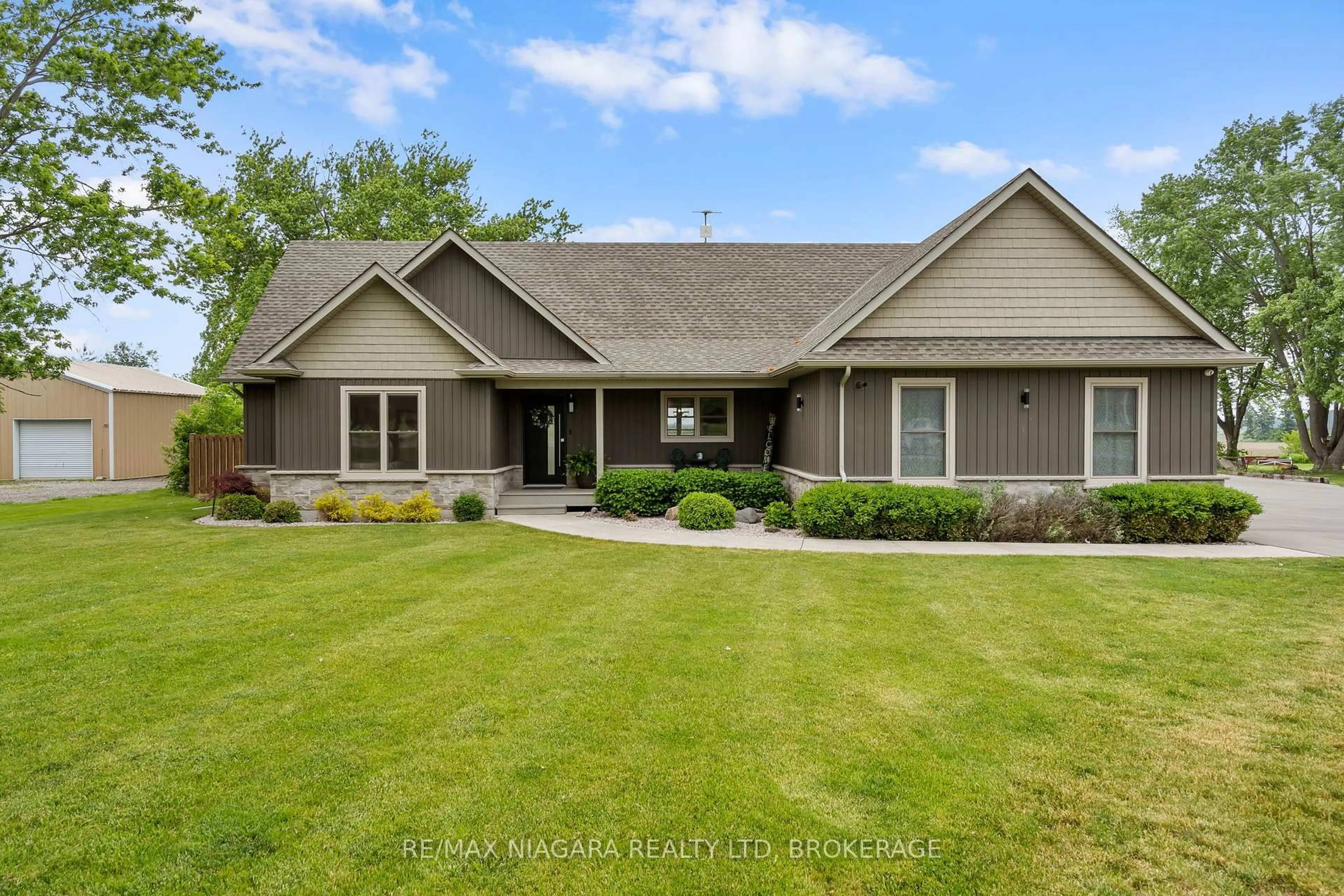 Home with brick exterior material, water/lake/river/ocean view for 11558 Hwy 3, Wainfleet Ontario L0S 1V0
