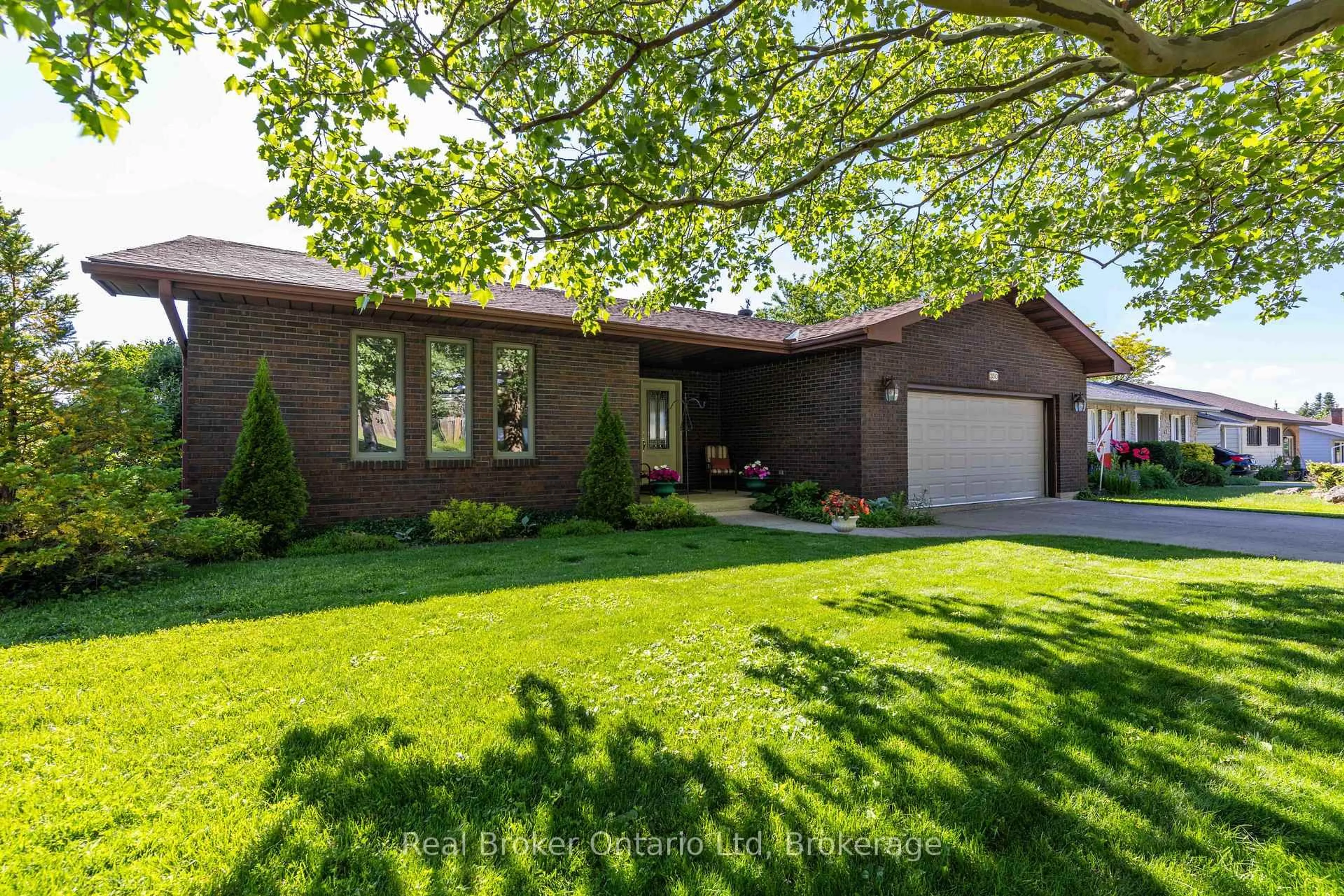 Home with brick exterior material, street for 350 8th A Ave, Owen Sound Ontario N4K 3A2