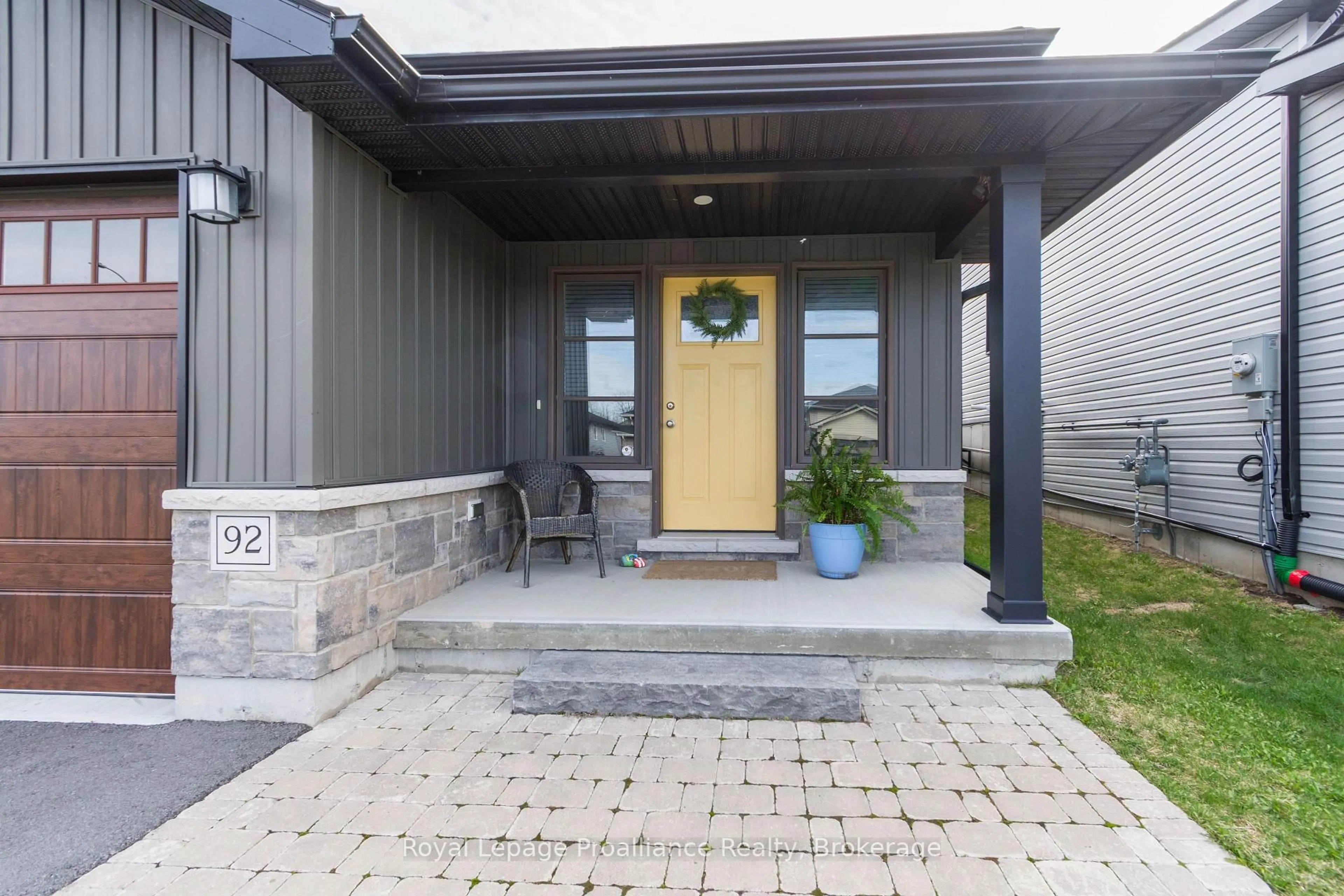 Indoor entryway for 92 Meagan Lane, Hastings Ontario K0K 2C0