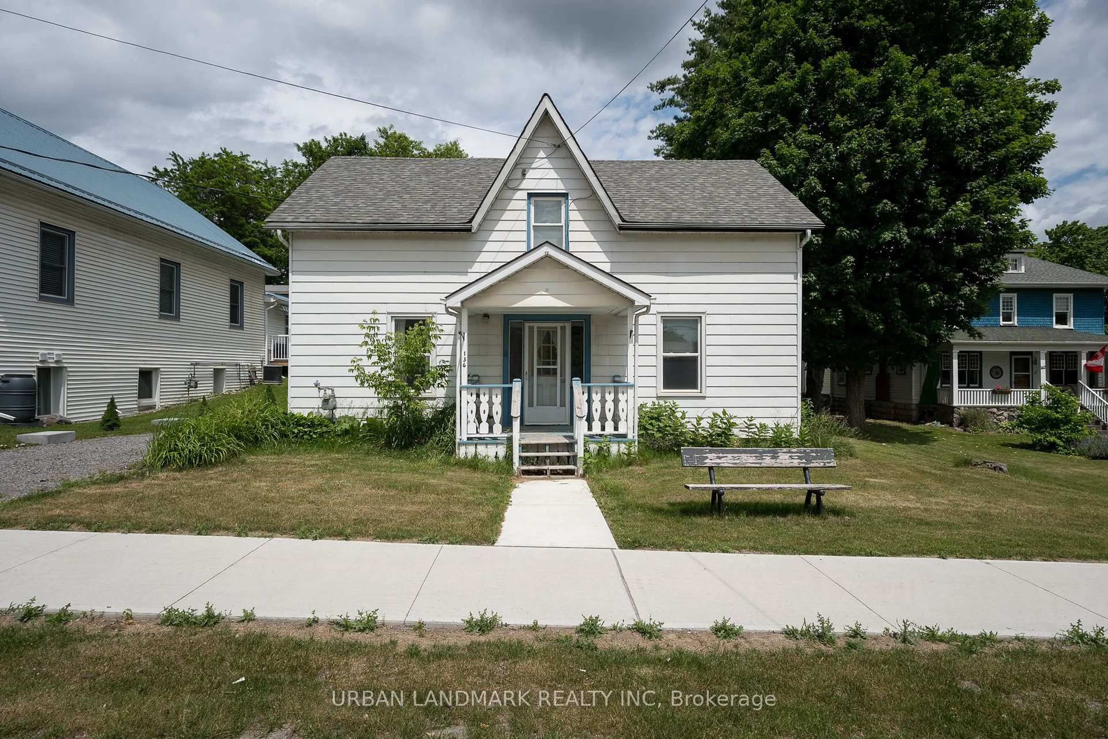 A pic from outside/outdoor area/front of a property/back of a property/a pic from drone, street for 136 St Lawrence St, Madoc Ontario K0K 2K0