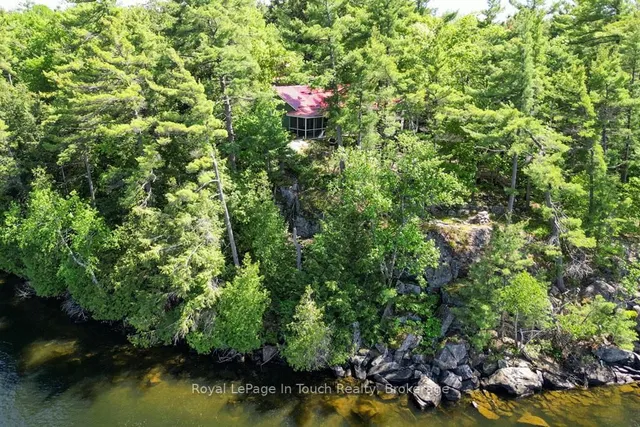 700 Island 980 / Deer Island, Georgian Bay 2