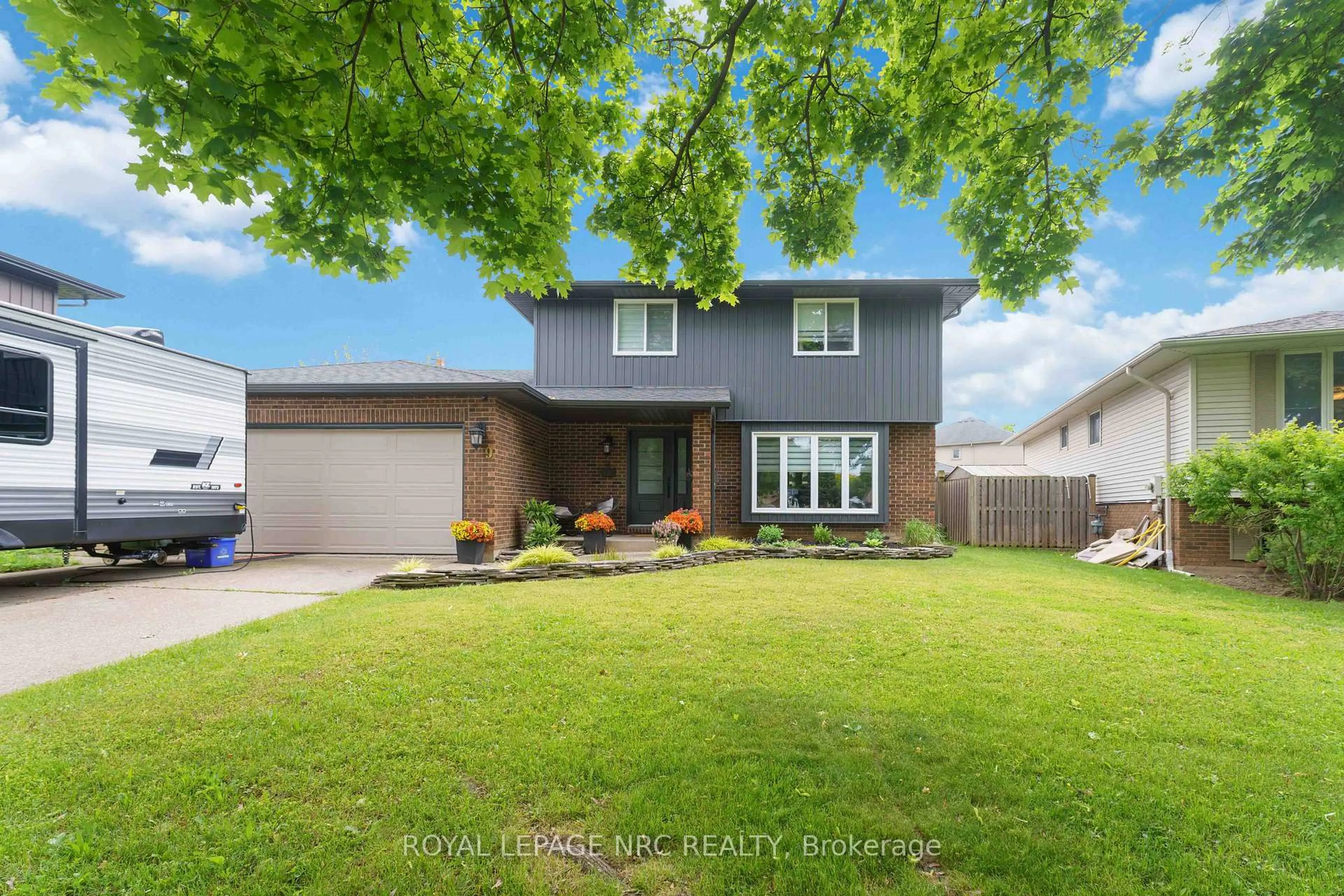 Unknown for 9 Woodgarden Crt, St. Catharines Ontario L2M 7C9
