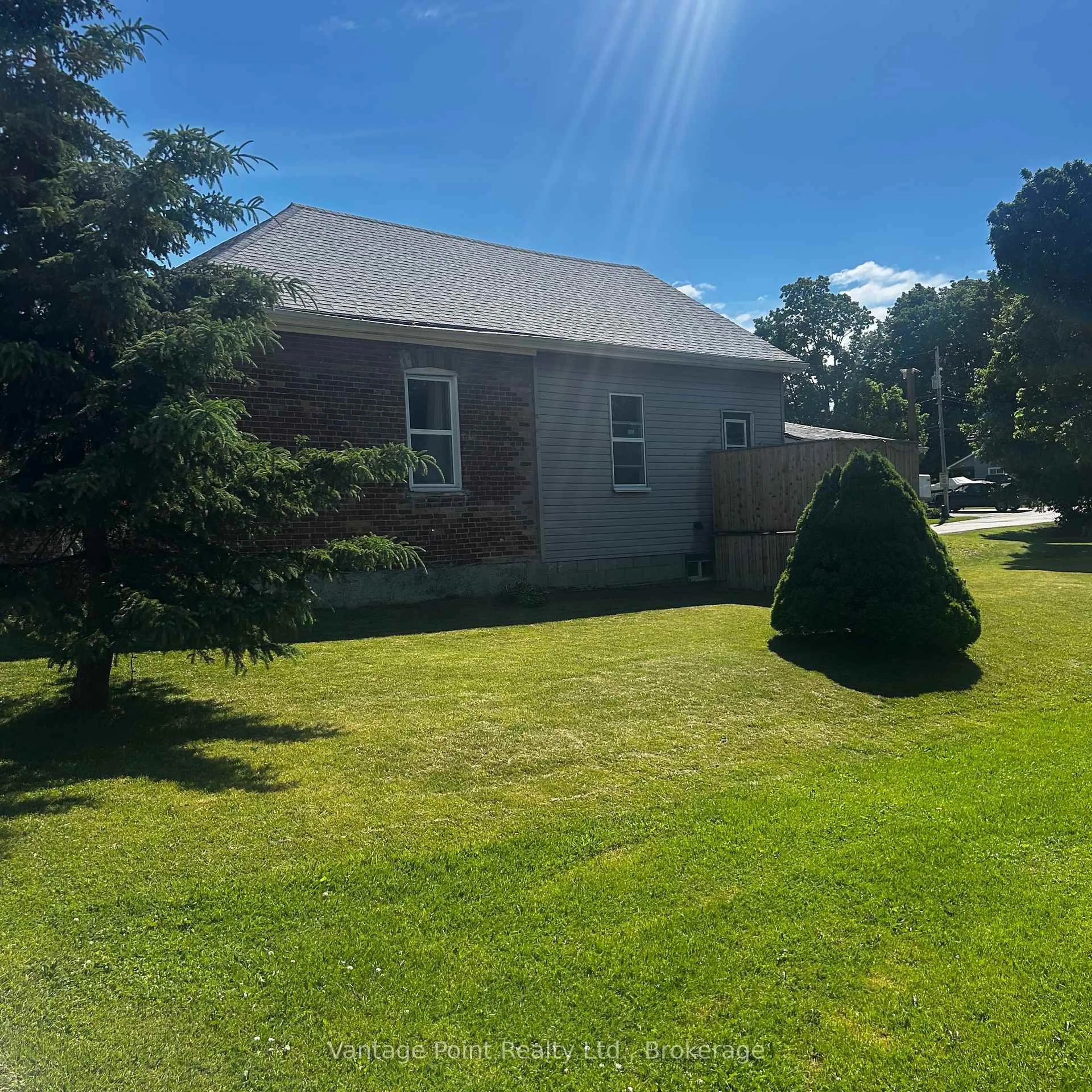 A pic from outside/outdoor area/front of a property/back of a property/a pic from drone, building for 41 Collingwood St, Grey Highlands Ontario N0C 1E0