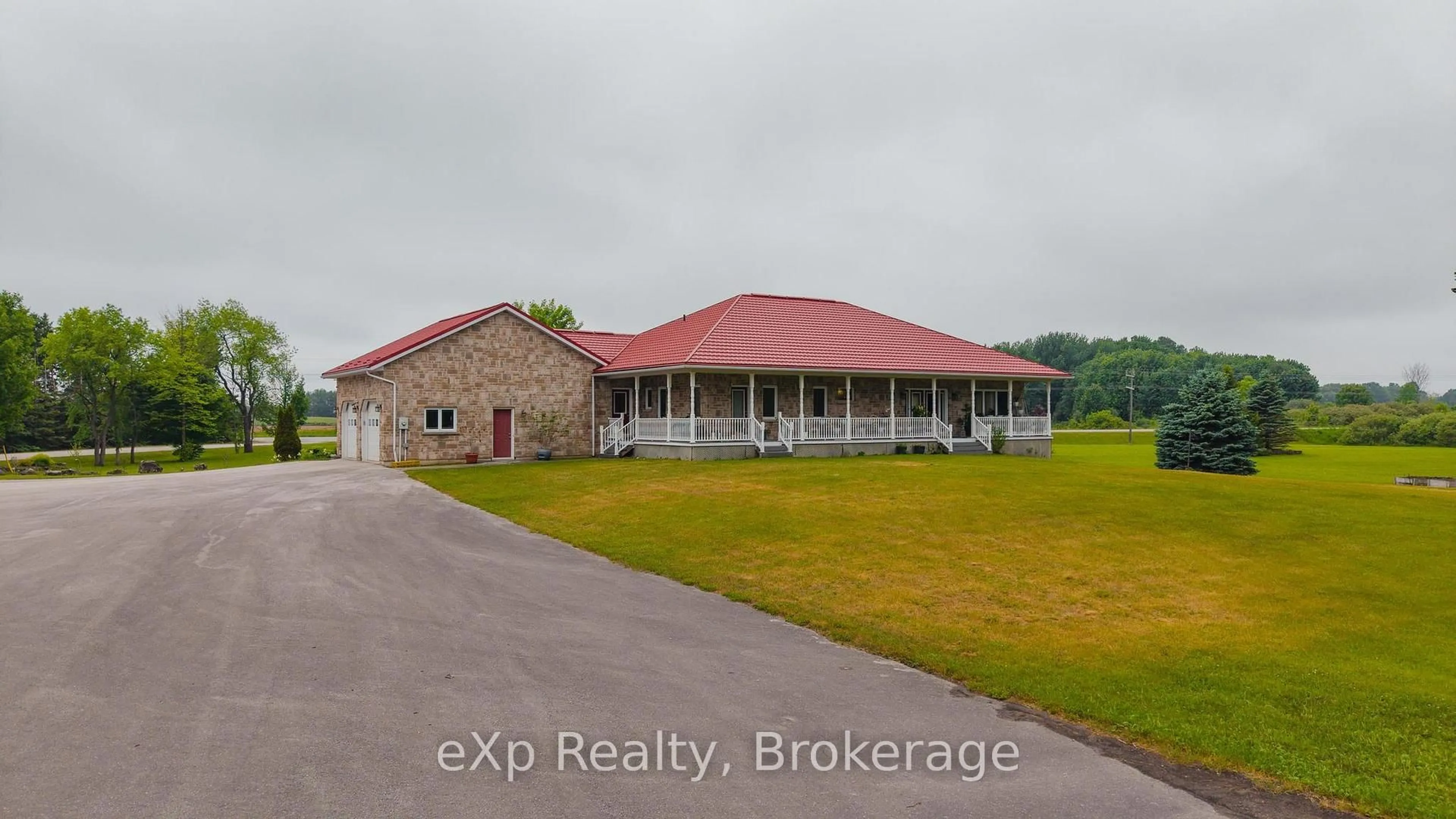 A pic from outside/outdoor area/front of a property/back of a property/a pic from drone, building for 541009 Ndr 14 Concession, West Grey Ontario N0G 1L0