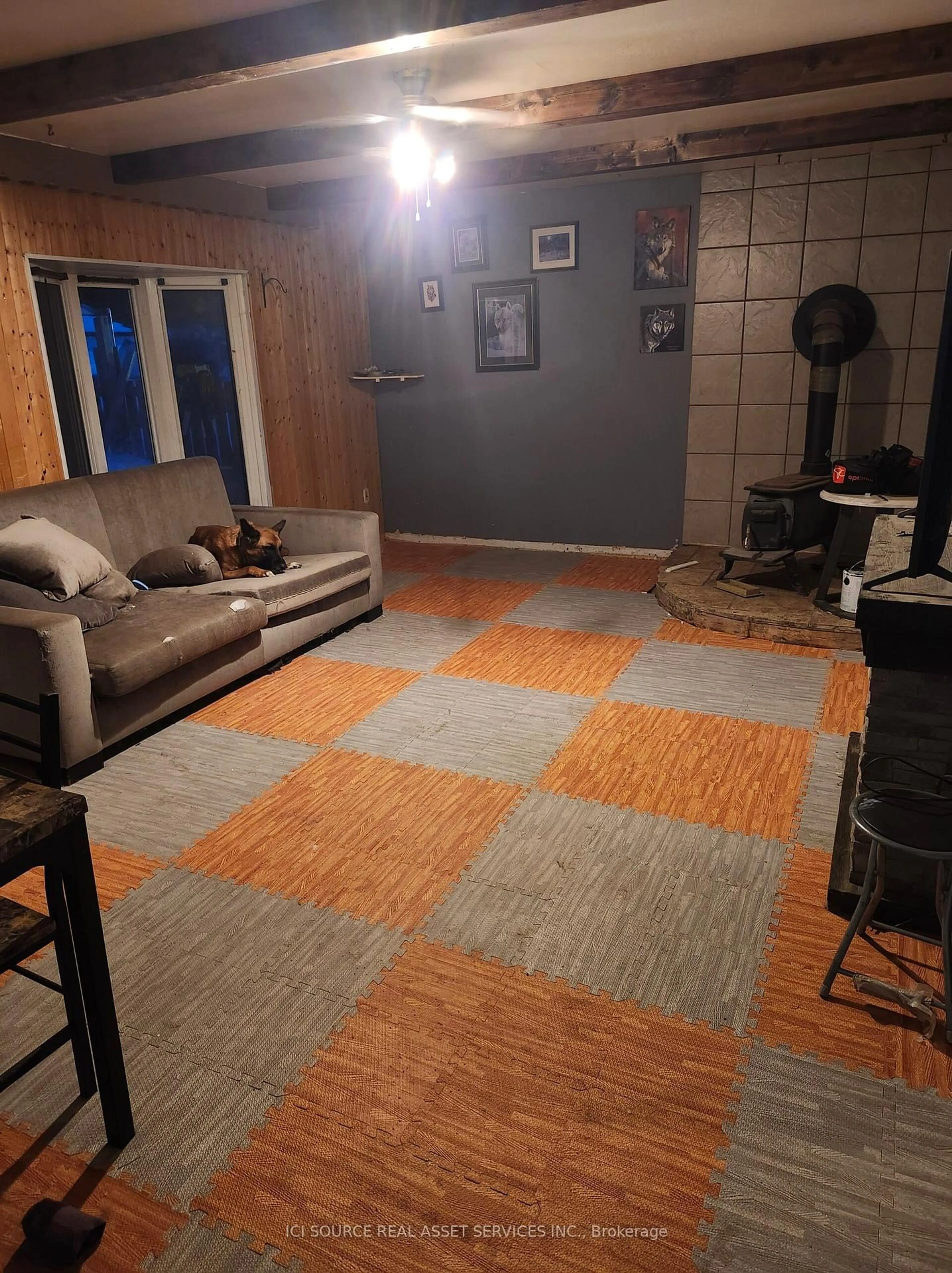 A pic of a room for 96 Lansdowne St, Greater Sudbury Ontario P0M 1J0