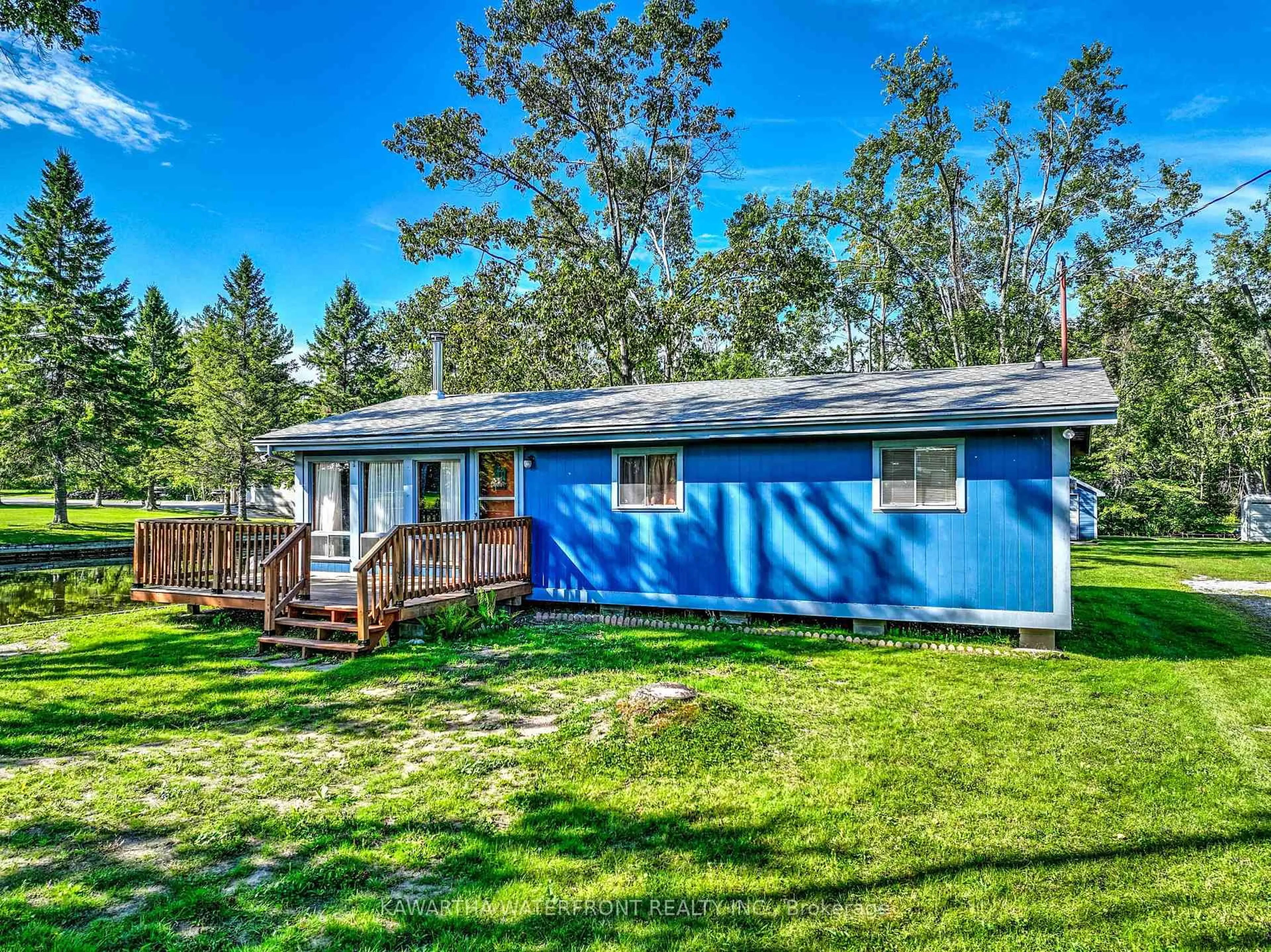 Home with vinyl exterior material, unknown for 3 Sackitt Rd, Kawartha Lakes Ontario K0M 1N0