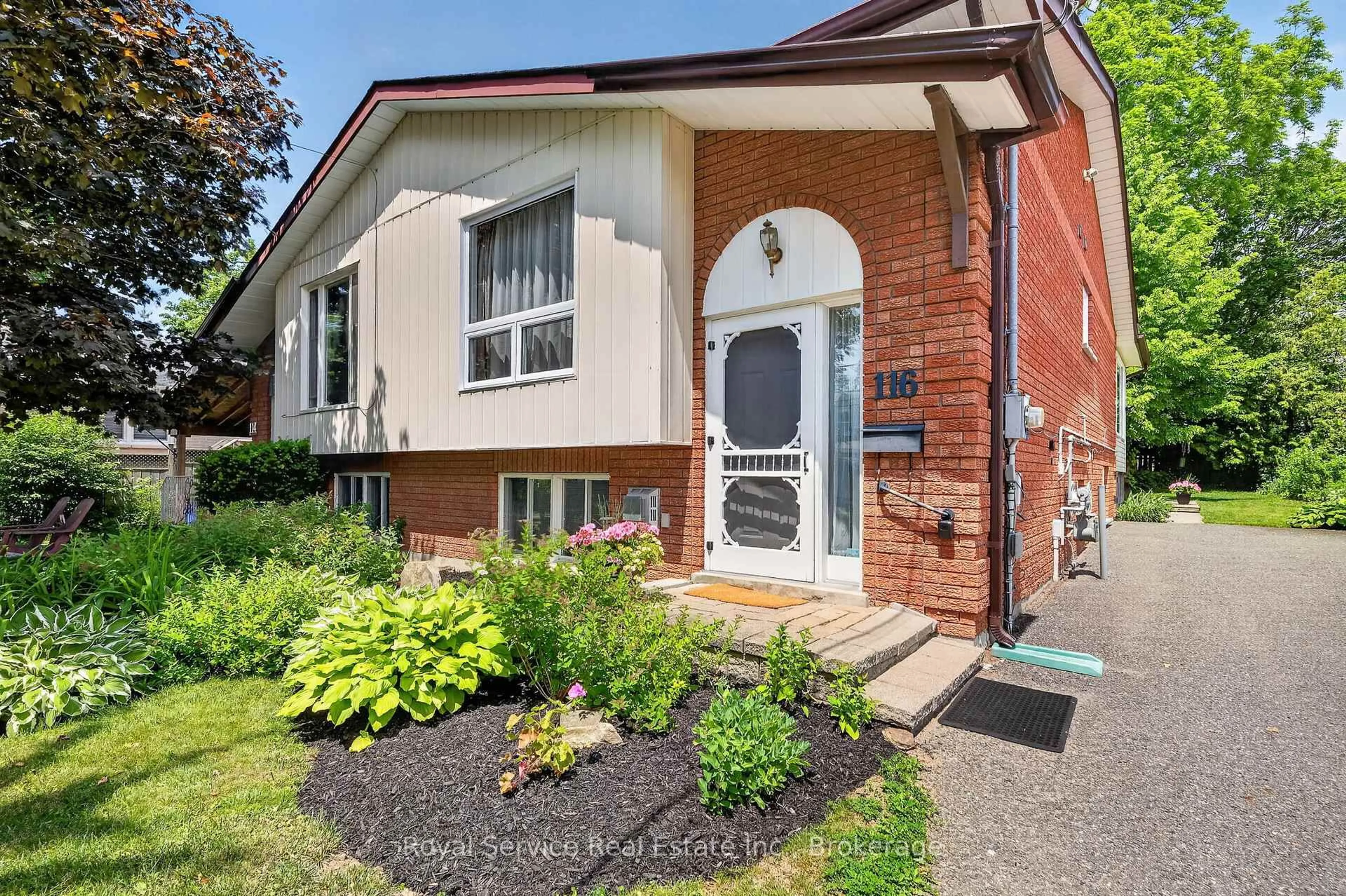 Home with brick exterior material, street for 116 James St, Cobourg Ontario K9A 1H3