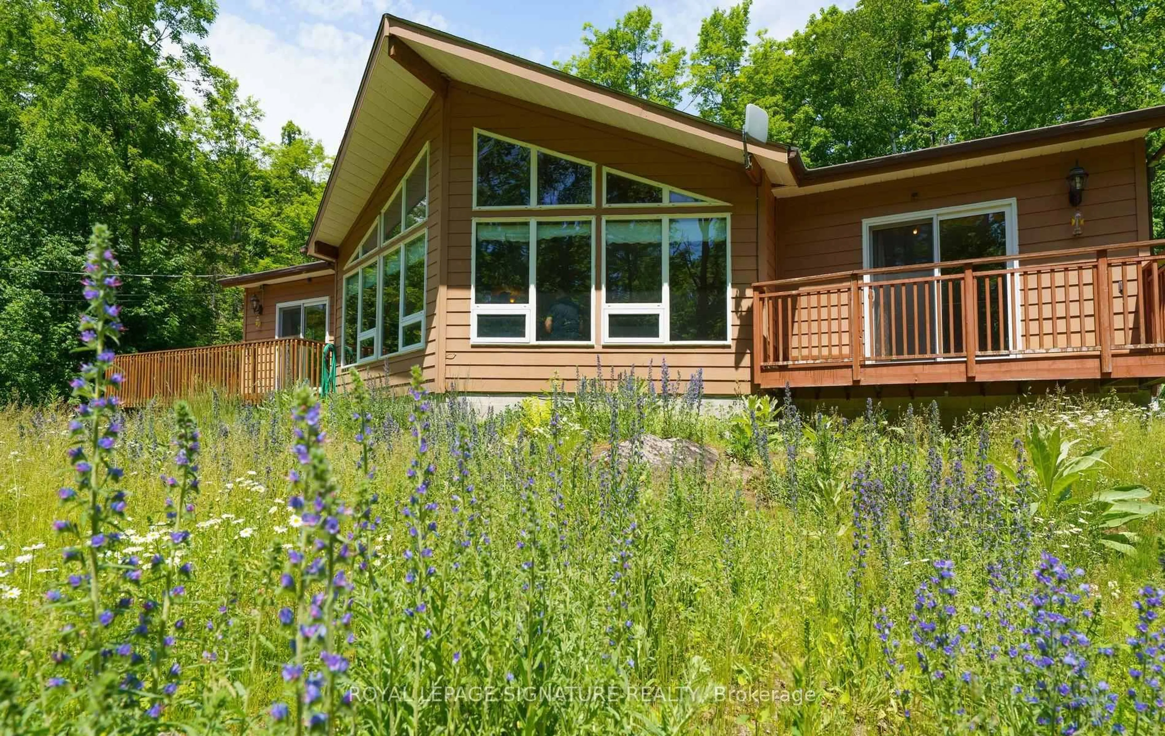 Home with vinyl exterior material, unknown for 369 Nichols Cove Rd, Trent Lakes Ontario K0M 1A0