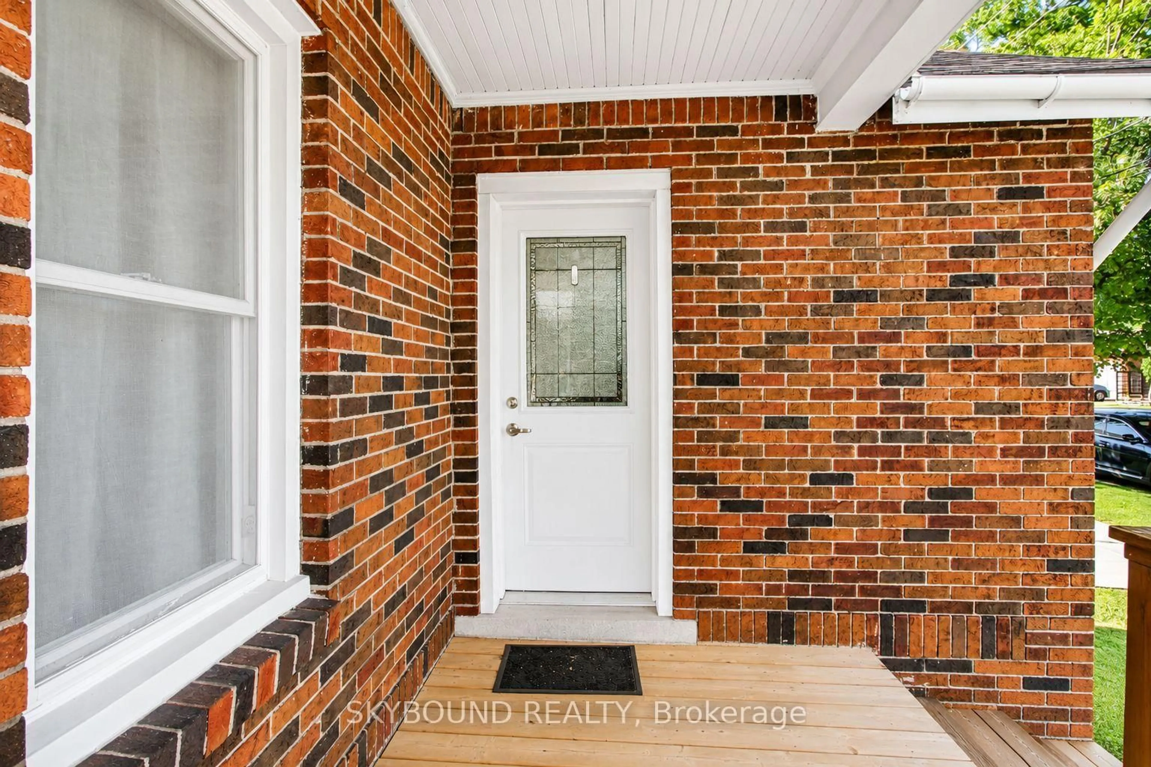 Home with brick exterior material, street for 1723 Langlois Ave, Windsor Ontario N8X 4M4