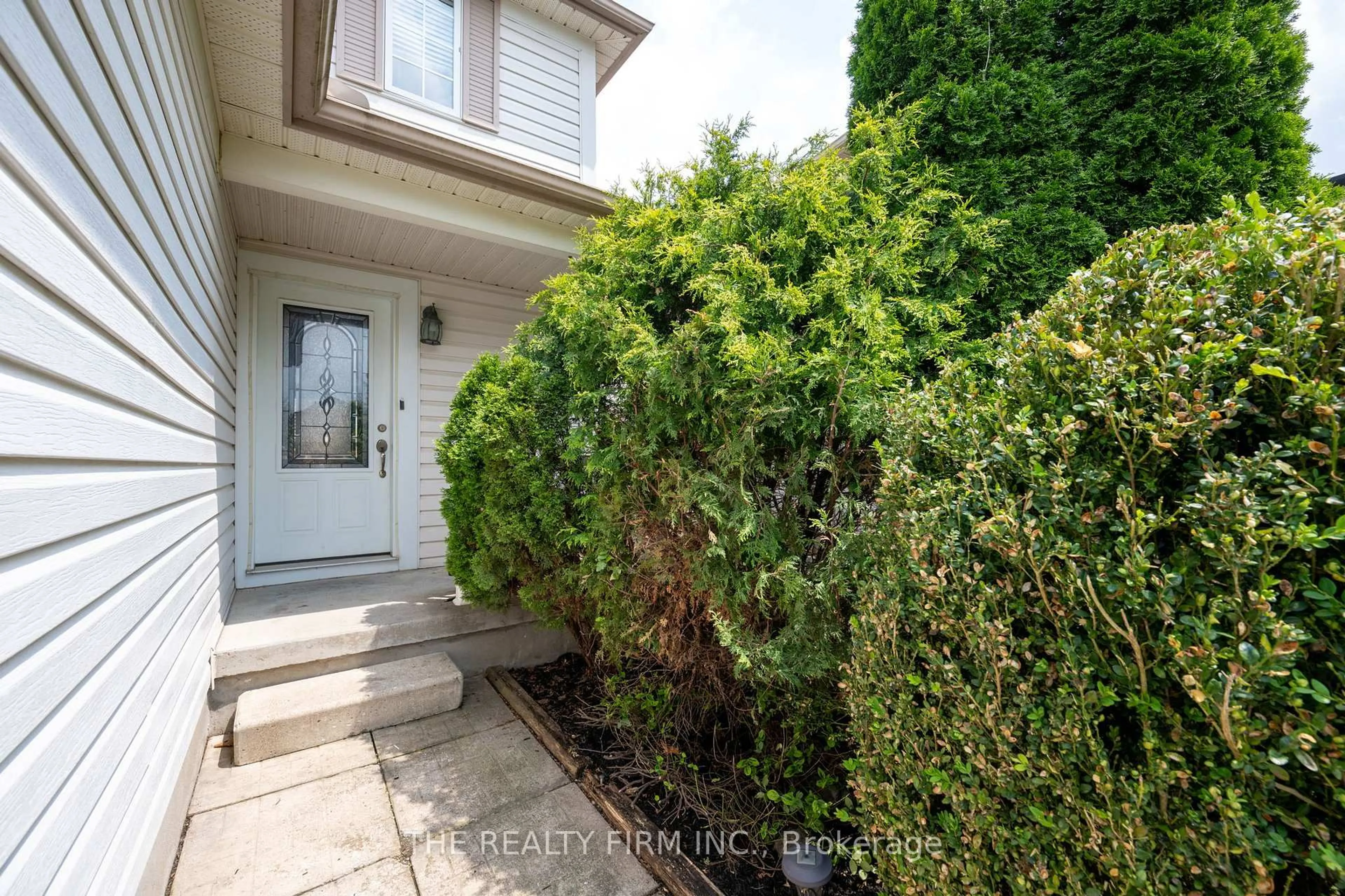 Unknown for 567 Fieldgate Circ, London East Ontario N5V 5G1