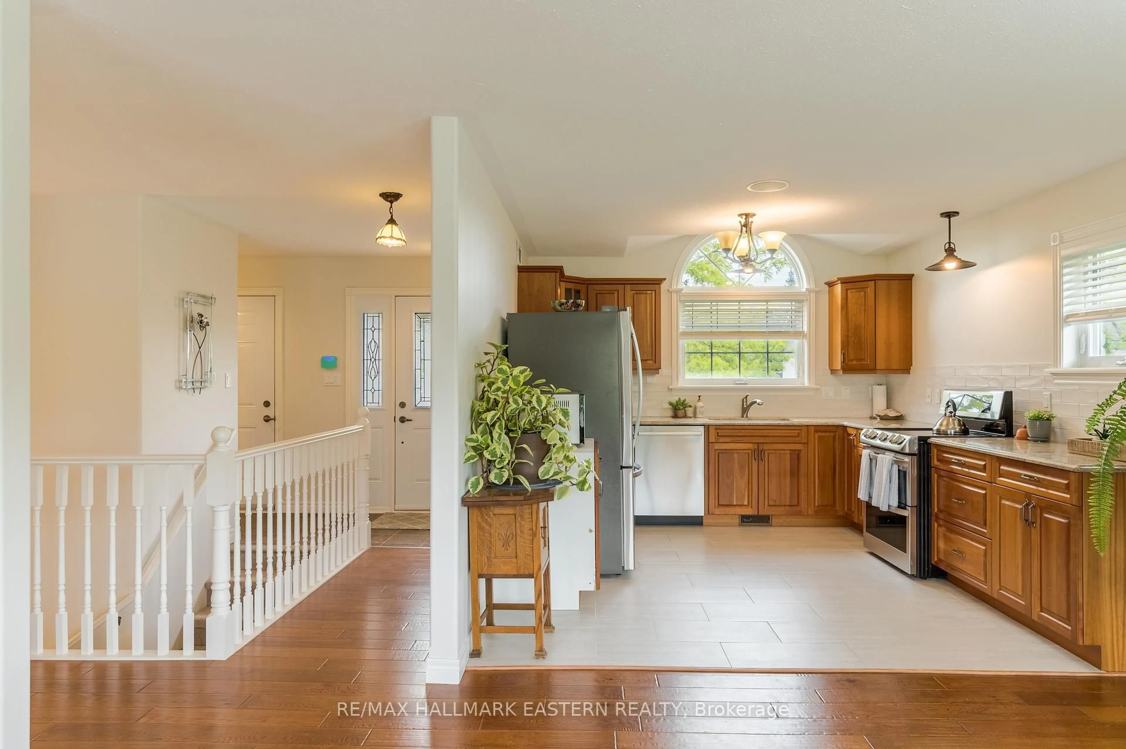 Open concept kitchen, ceramic/tile floor for 301 Carnegie Ave #35, Peterborough Ontario K9L 0B3