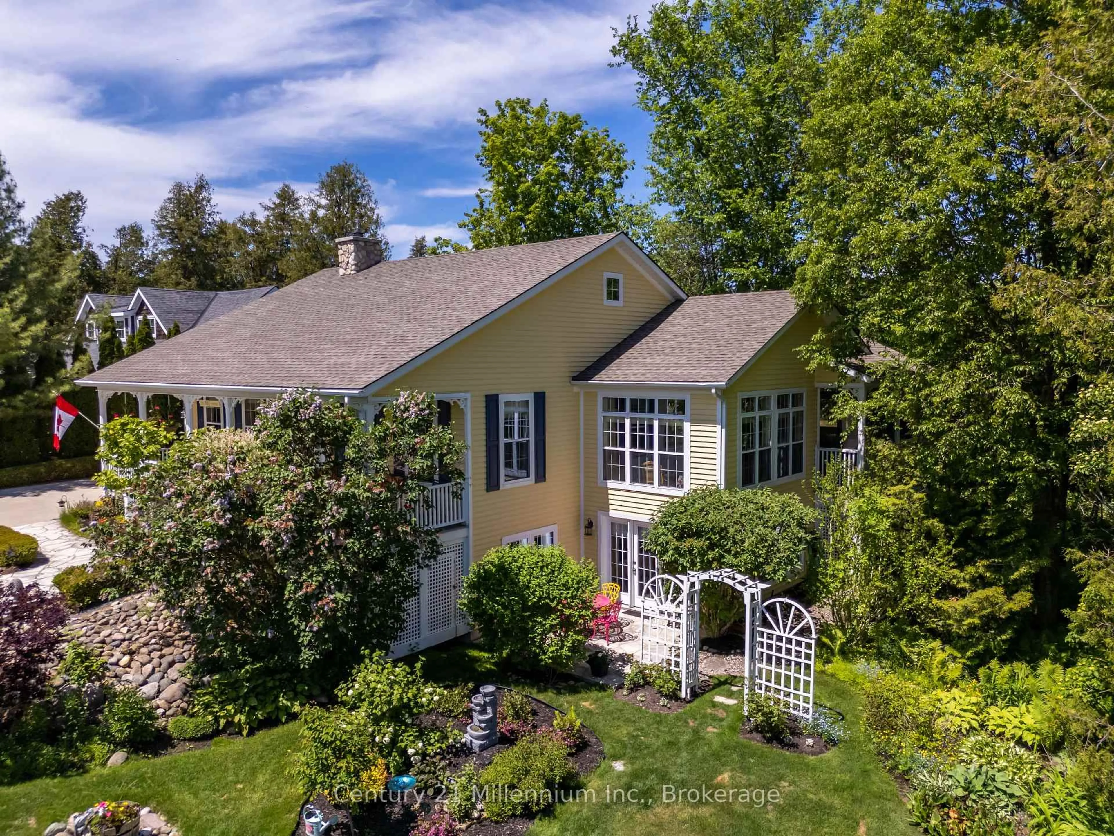 A pic from outside/outdoor area/front of a property/back of a property/a pic from drone, unknown for 206 BEACON Lane, Saugeen Shores Ontario N0H 2L0