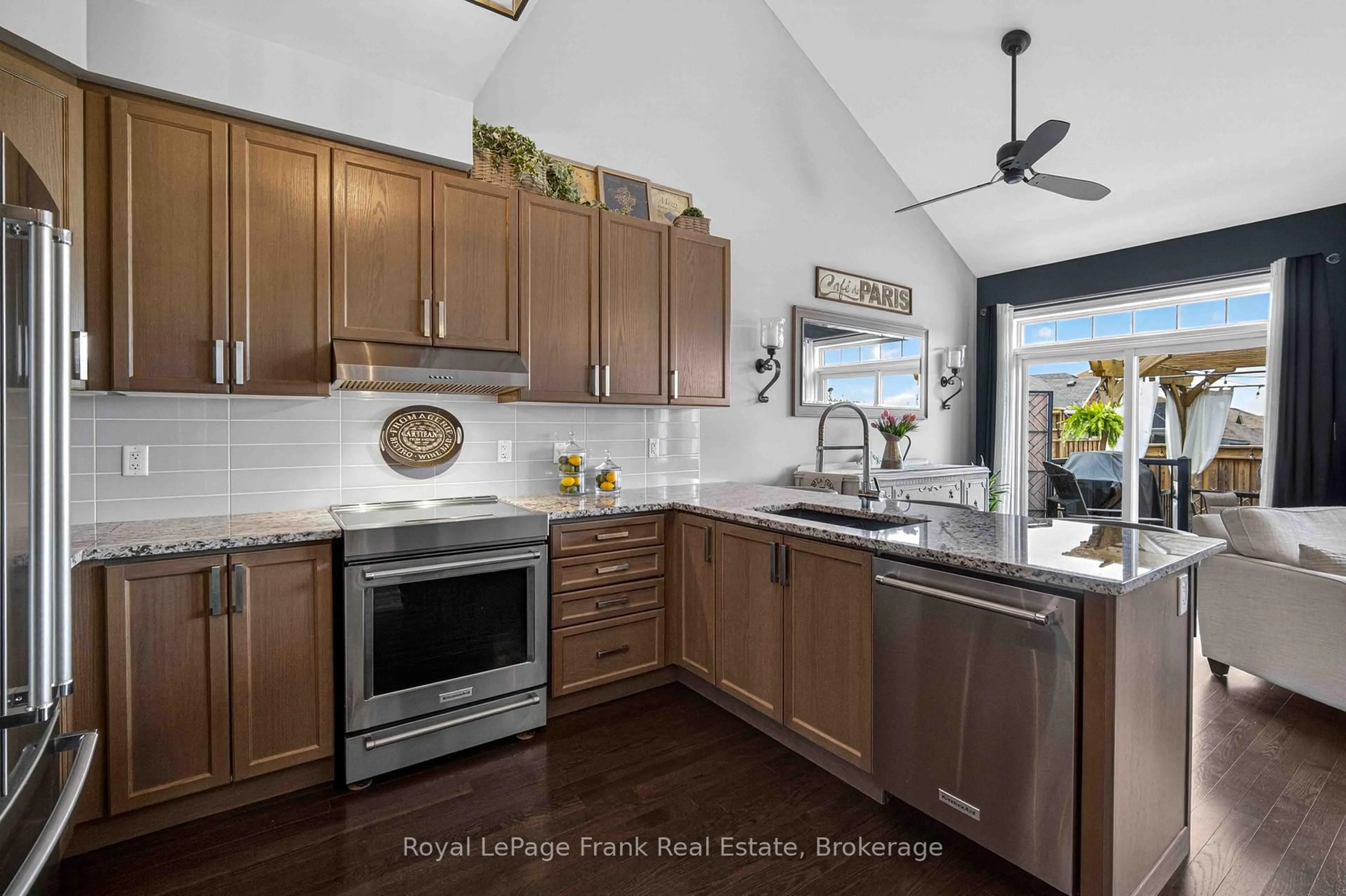 Open concept kitchen, ceramic/tile floor for 2 Richard Eason Crt, Otonabee-South Monaghan Ontario K9J 0G4