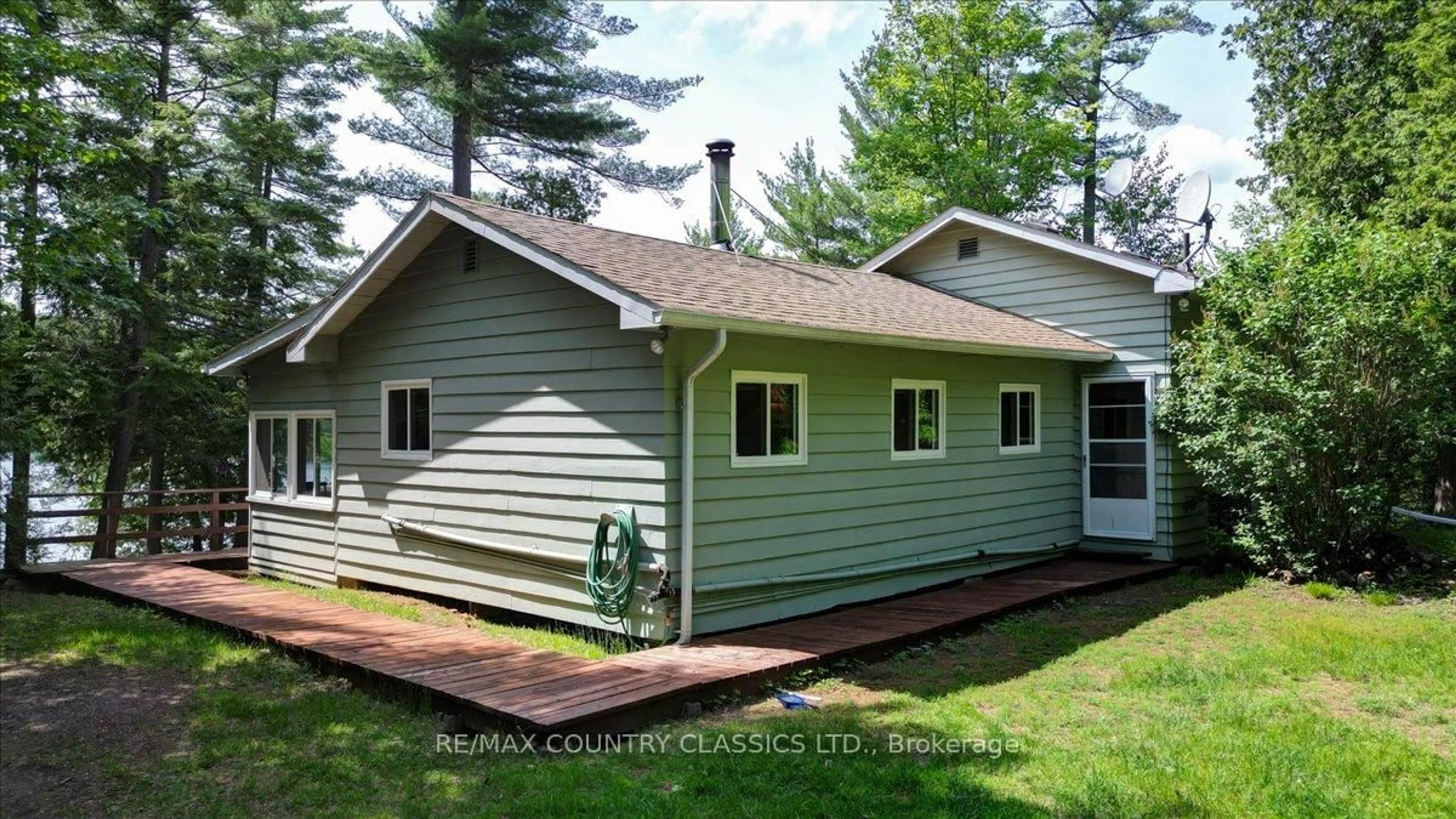 Home with vinyl exterior material, unknown for 290B Brown Lane, Carlow/Mayo Ontario K0L 2M0