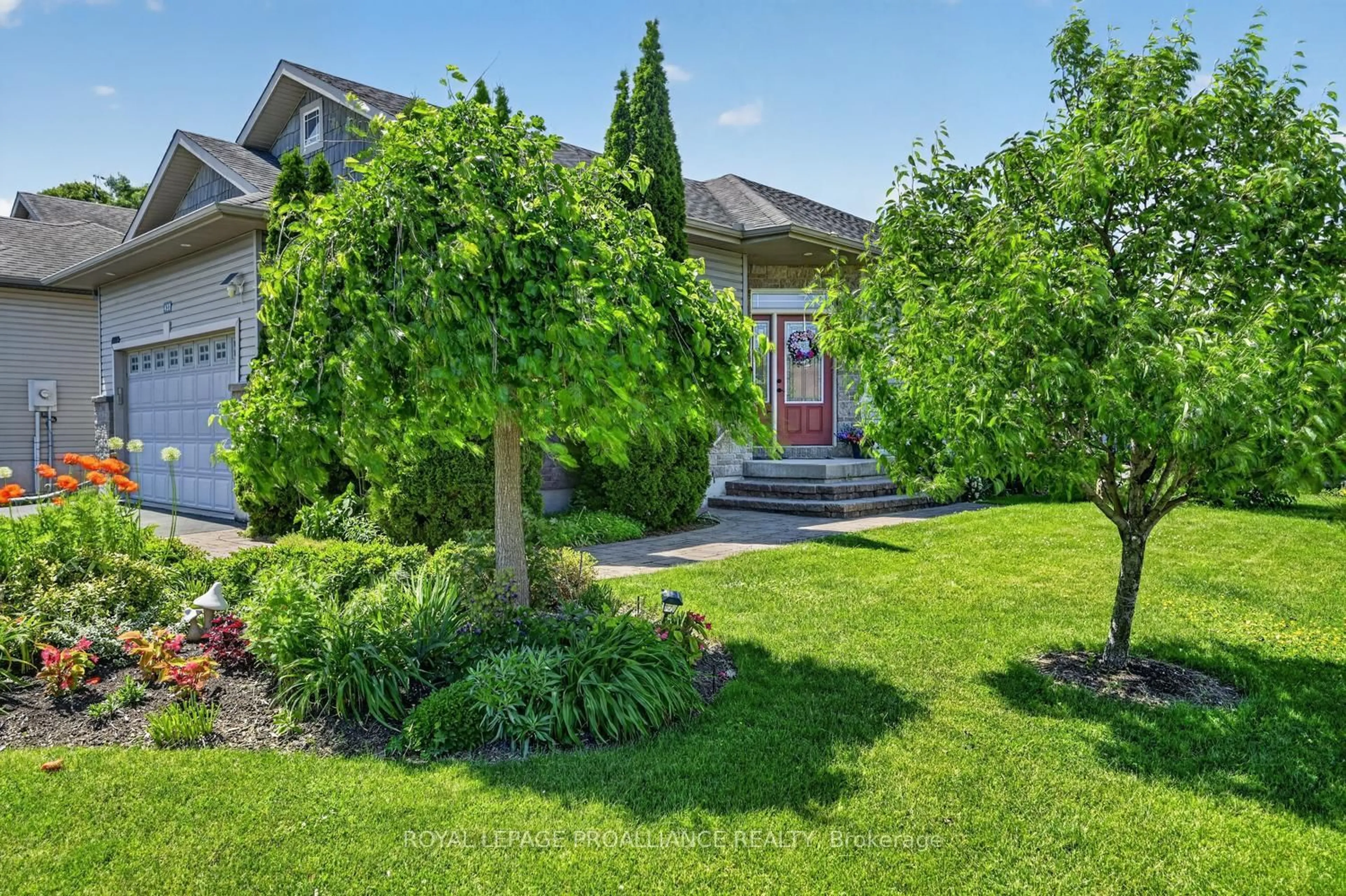 Unknown for 422 Brock St, Brockville Ontario K6V 7L6