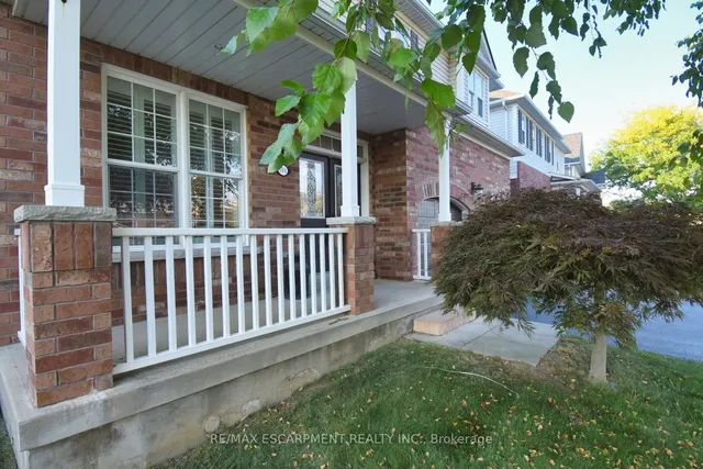 188 Hunter Way, Brantford 2