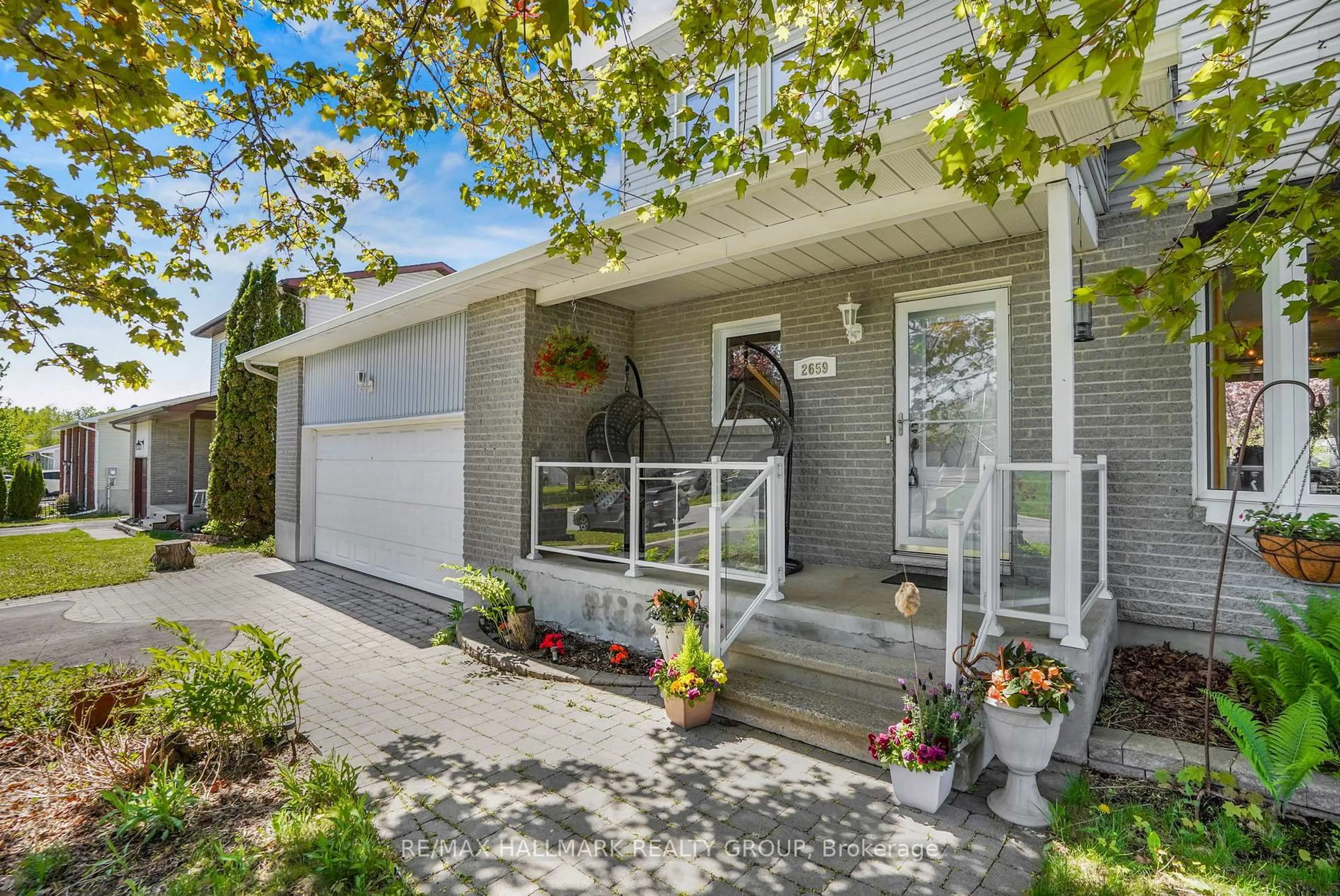 Home with vinyl exterior material, street for 2659 Liliane St, Clarence-Rockland Ontario K4K 1M2