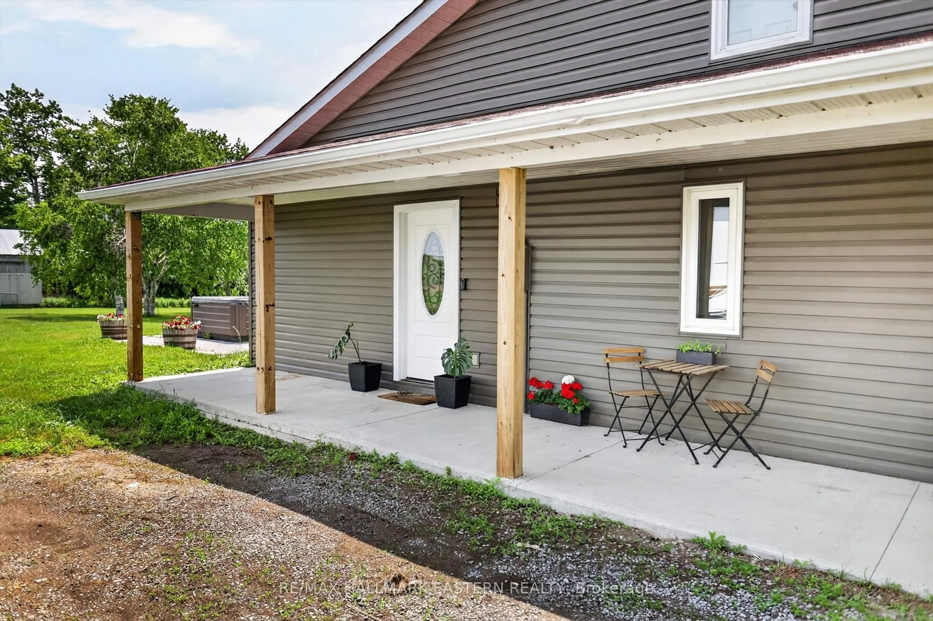 Patio, street for 551 County 2 Rd, Otonabee-South Monaghan Ontario K0L 1B0
