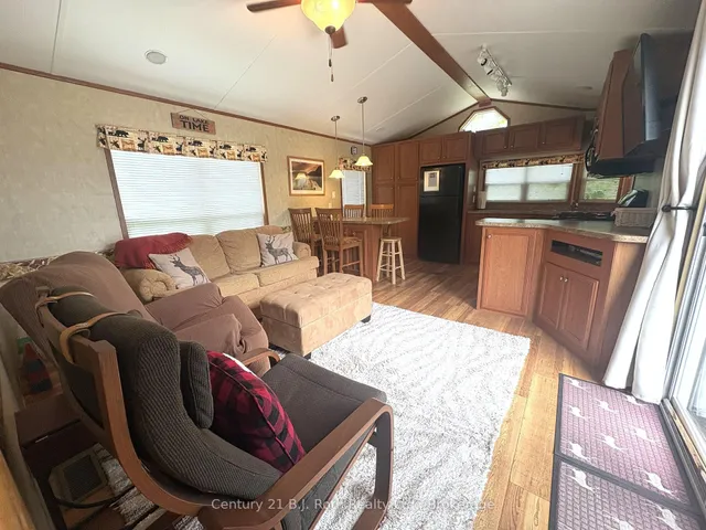 1336 SOUTH MORRISON LAKE Rd #27 Maple Ridge, Gravenhurst 3