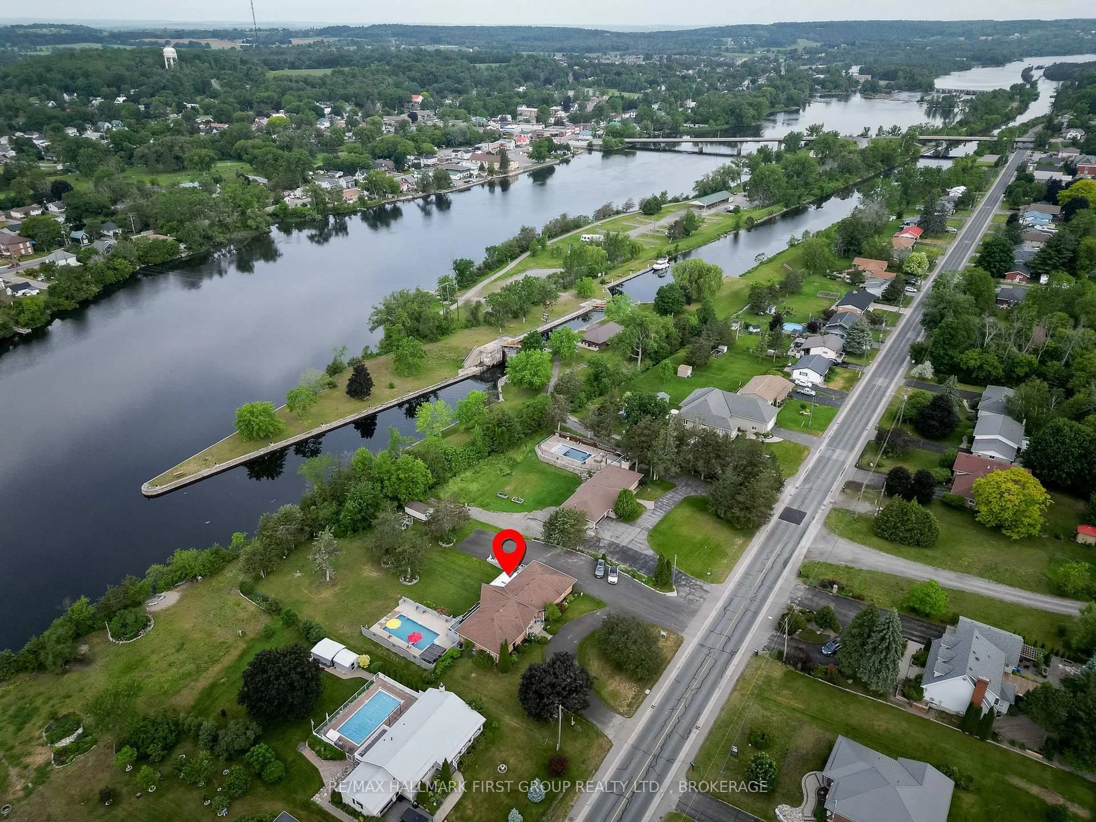 A pic from outside/outdoor area/front of a property/back of a property/a pic from drone, water/lake/river/ocean view for 195 Riverside Pkwy, Hastings Ontario K0K 2C0