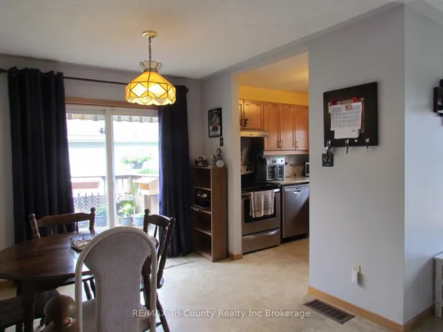 29 Beckett Blvd, Tillsonburg 3