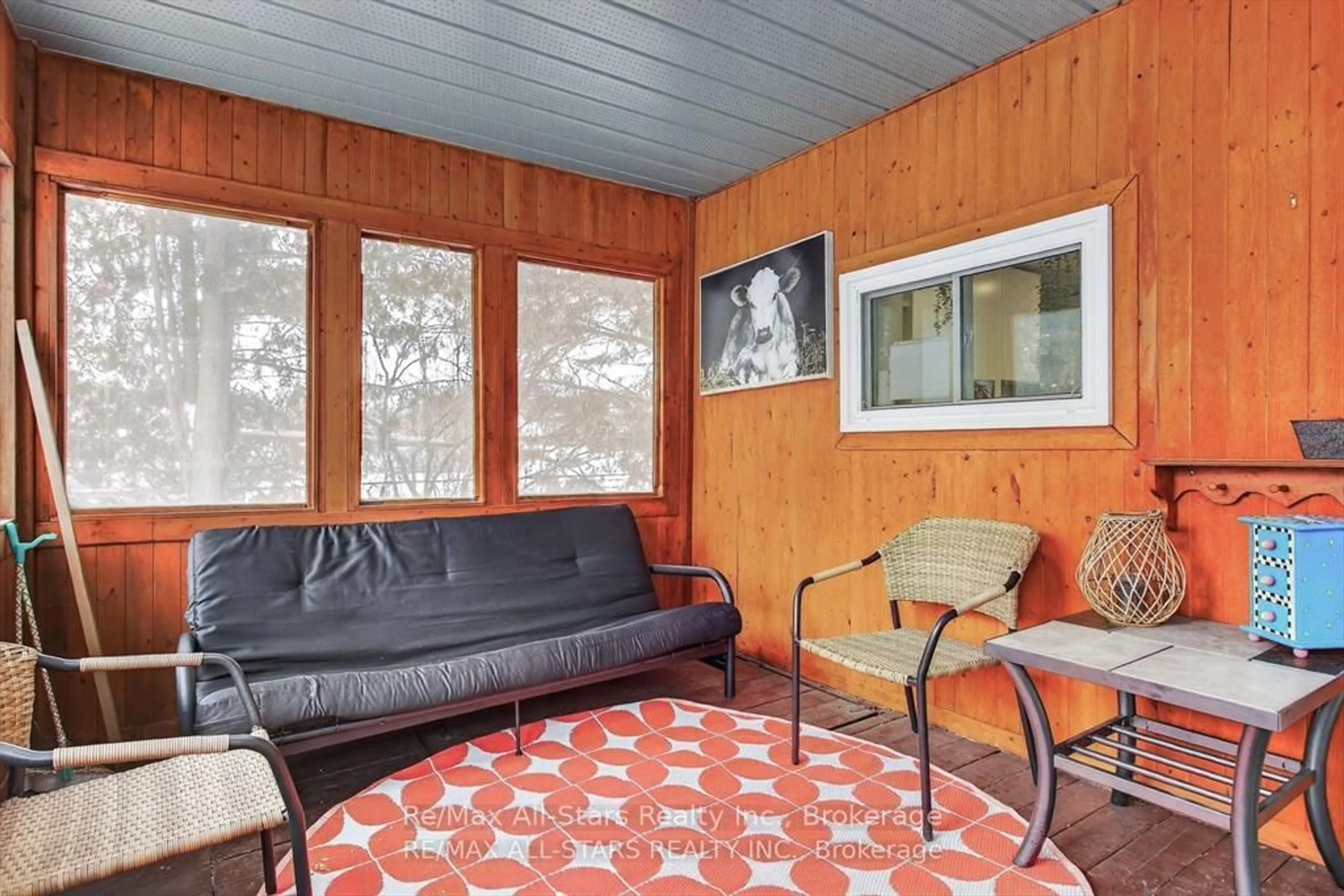 Living room with furniture, unknown for 220 McGuire Beach Rd, Kawartha Lakes Ontario K0M 2B0