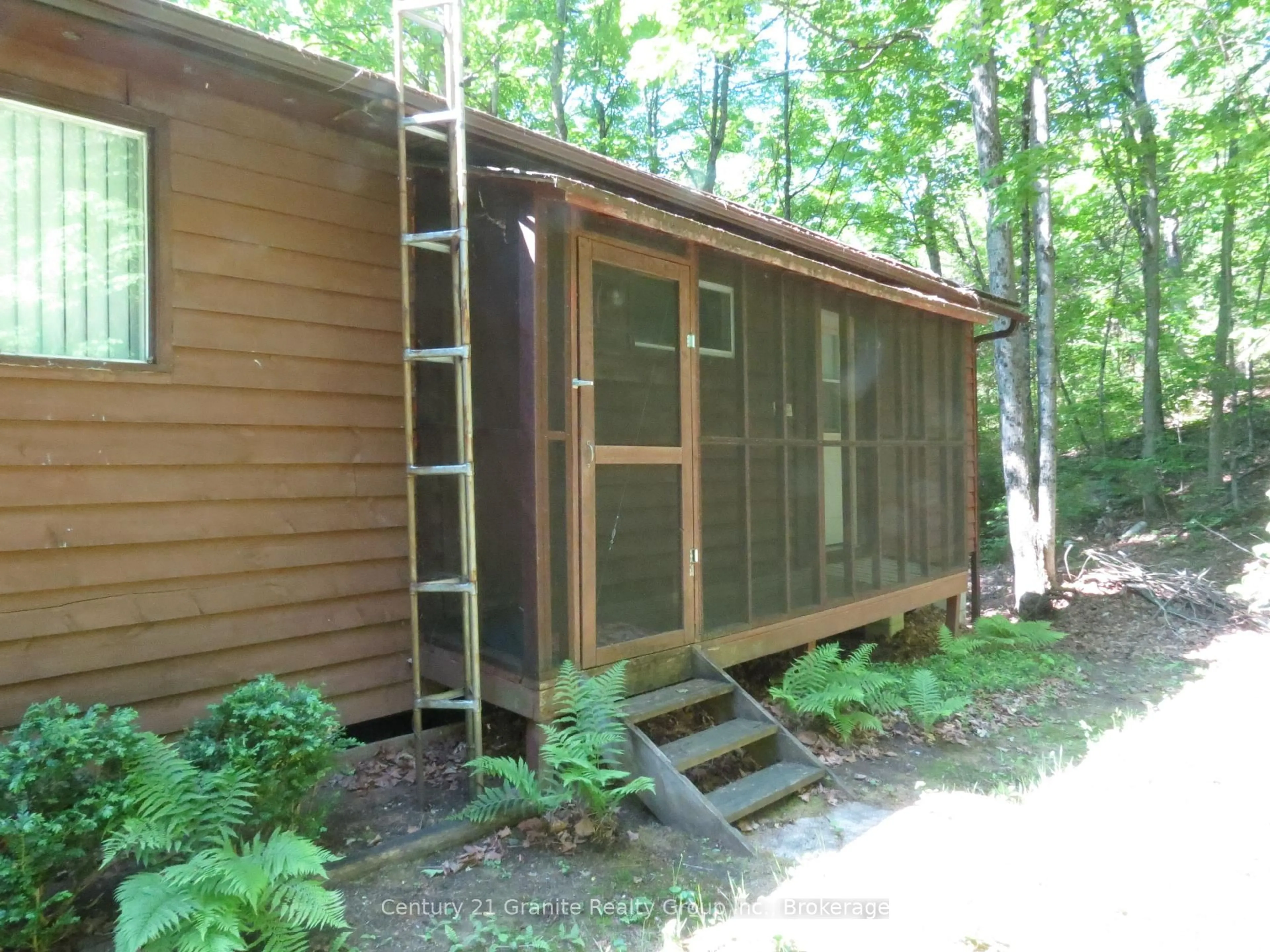 Shed for 245 Fr 330, Trent Lakes Ontario K0M 1R0