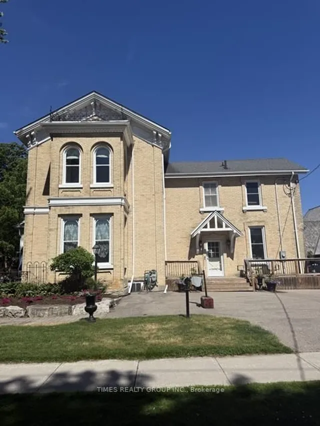220 Hibernia St, Stratford 2