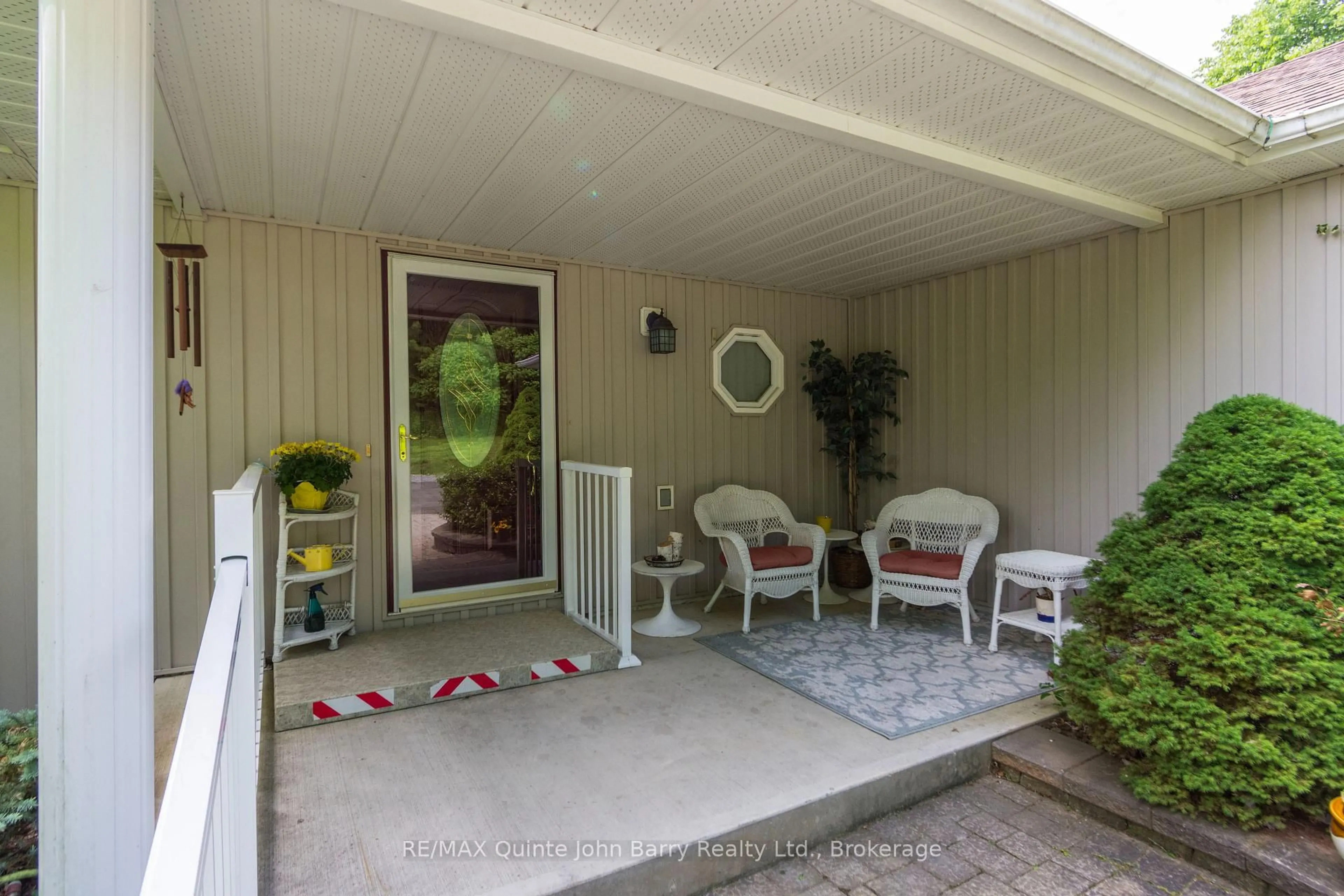 Patio, street for 342 Christiani Rd, Brighton Ontario K0K 1H0