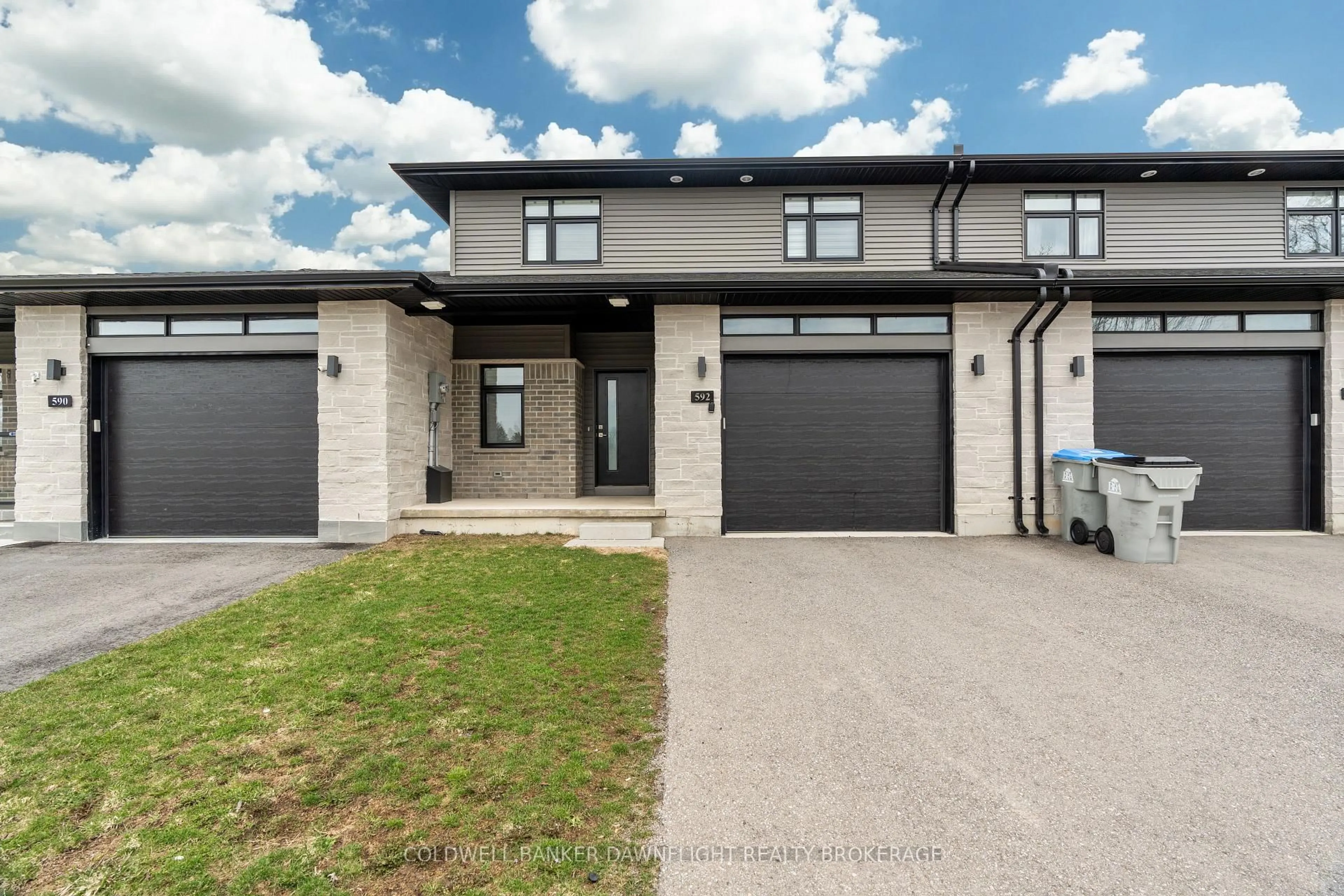 Home with brick exterior material, street for 592 Albert St, South Huron Ontario N0M 1S1