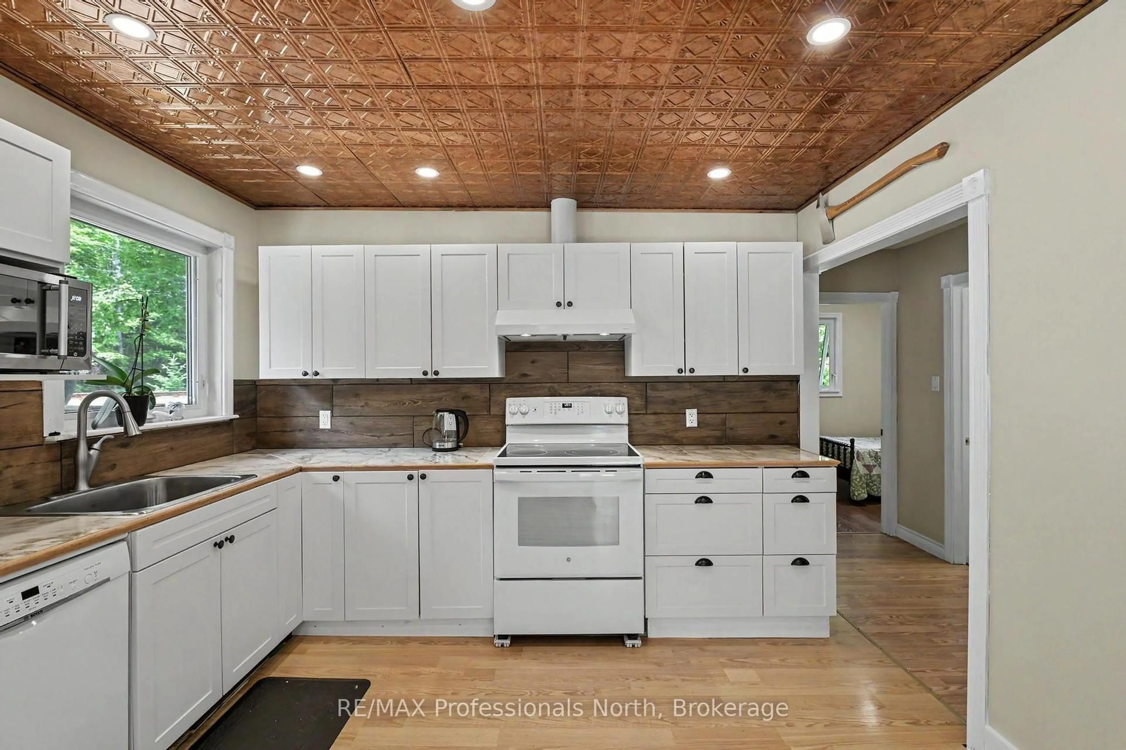 Open concept kitchen, unknown for 1010 Cordova Rd, Highlands East Ontario K0L 2Y0