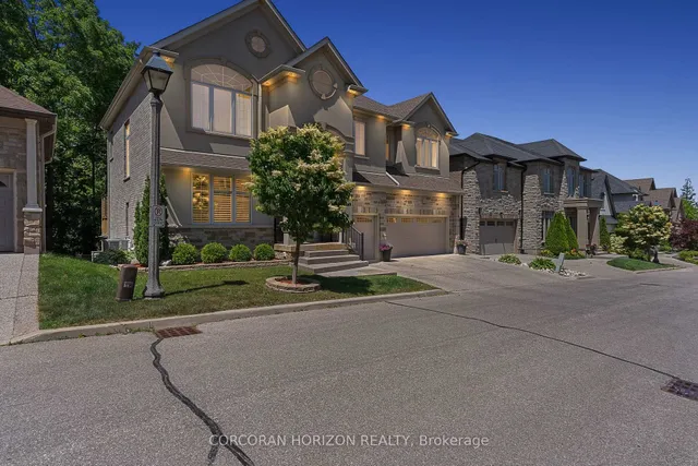 258 Edgewater Cres #8, Kitchener 2